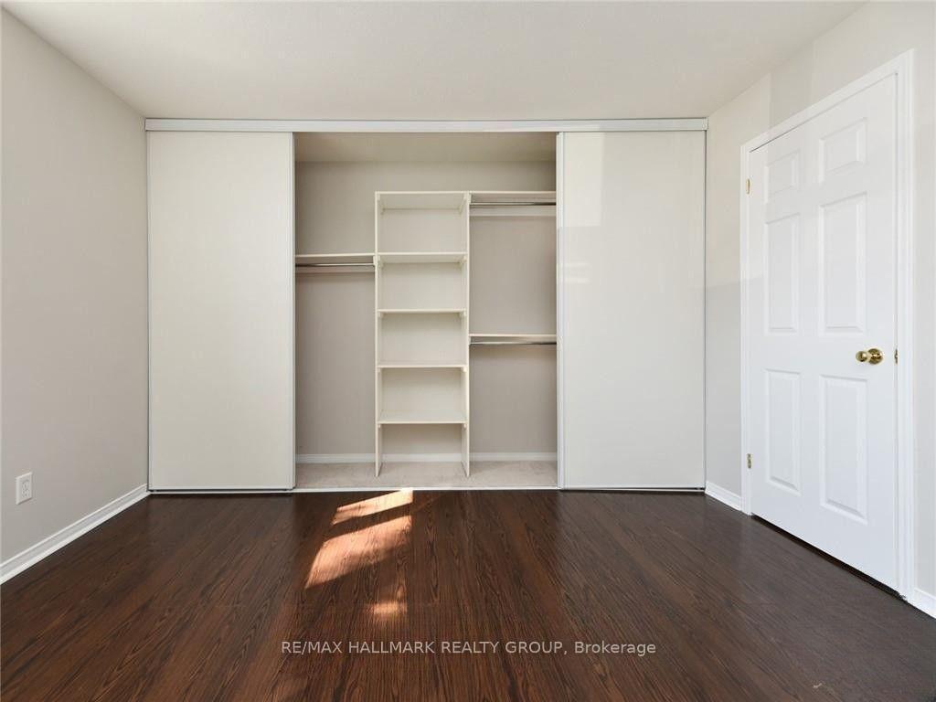 Photo 16 of 386 Crownridge Drive, Ottawa, Kanata - Emerald Meadows/Trailwest — HOMEH