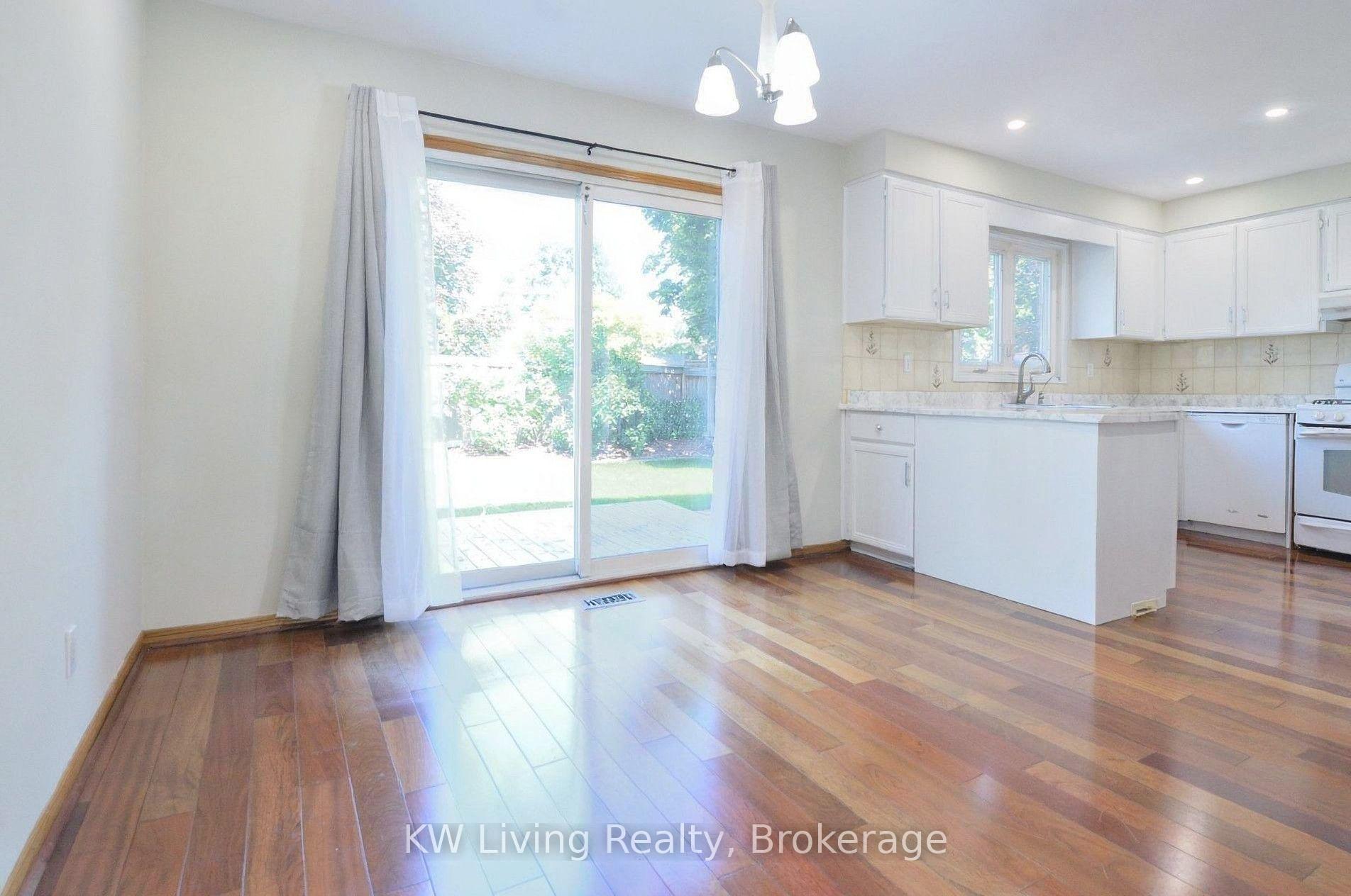 Photo 6 of 2145 Margot Street, Oakville, River Oaks — HOMEH