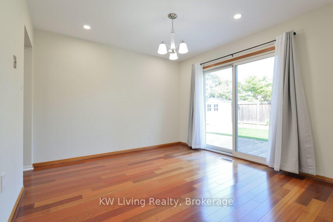Photo 8 of 2145 Margot Street, Oakville, River Oaks — HOMEH