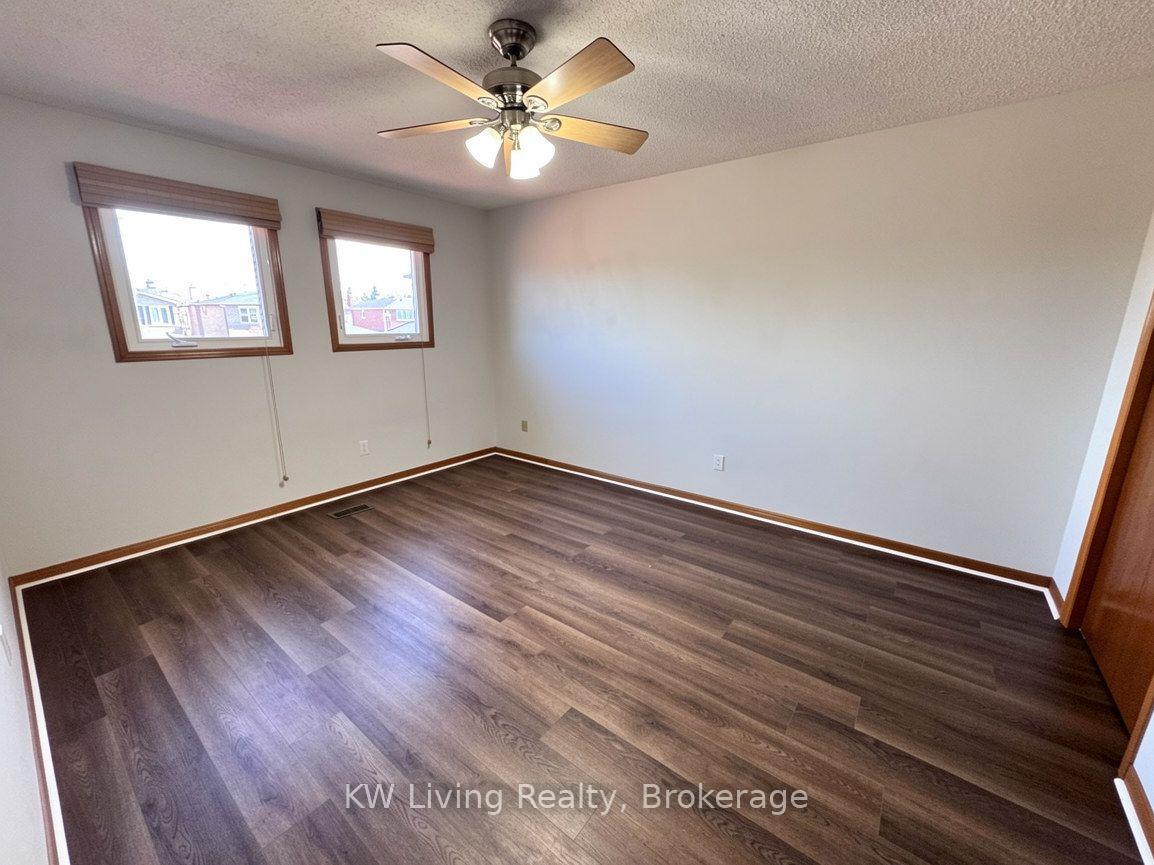 Photo 17 of 2145 Margot Street, Oakville, River Oaks — HOMEH