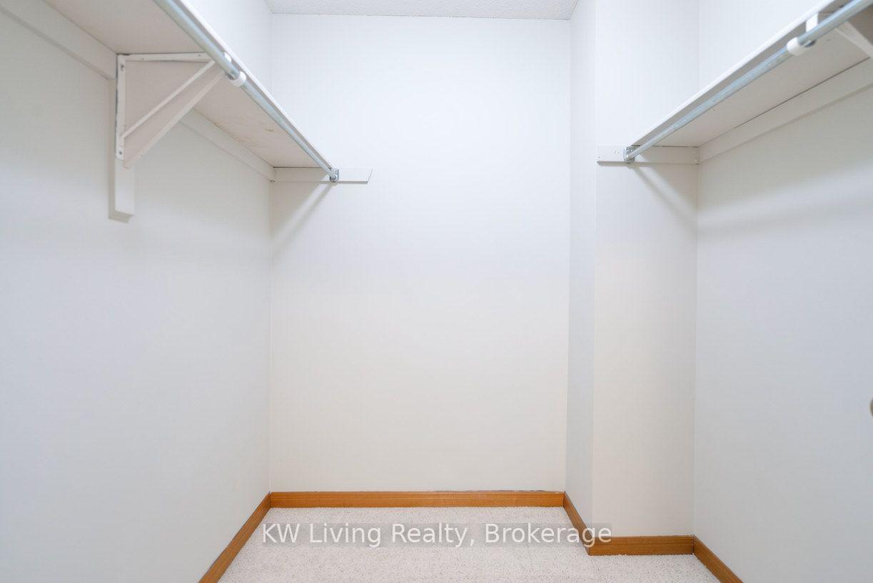 Photo 18 of 2145 Margot Street, Oakville, River Oaks — HOMEH
