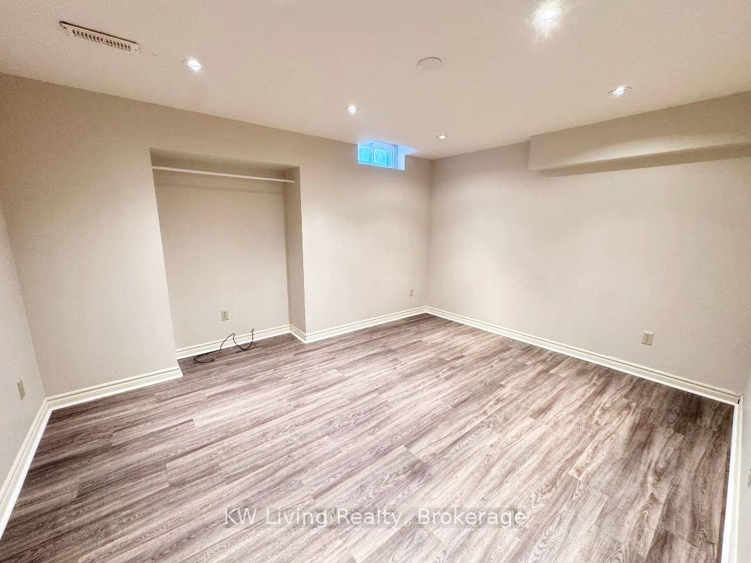Photo 25 of 2145 Margot Street, Oakville, River Oaks — HOMEH
