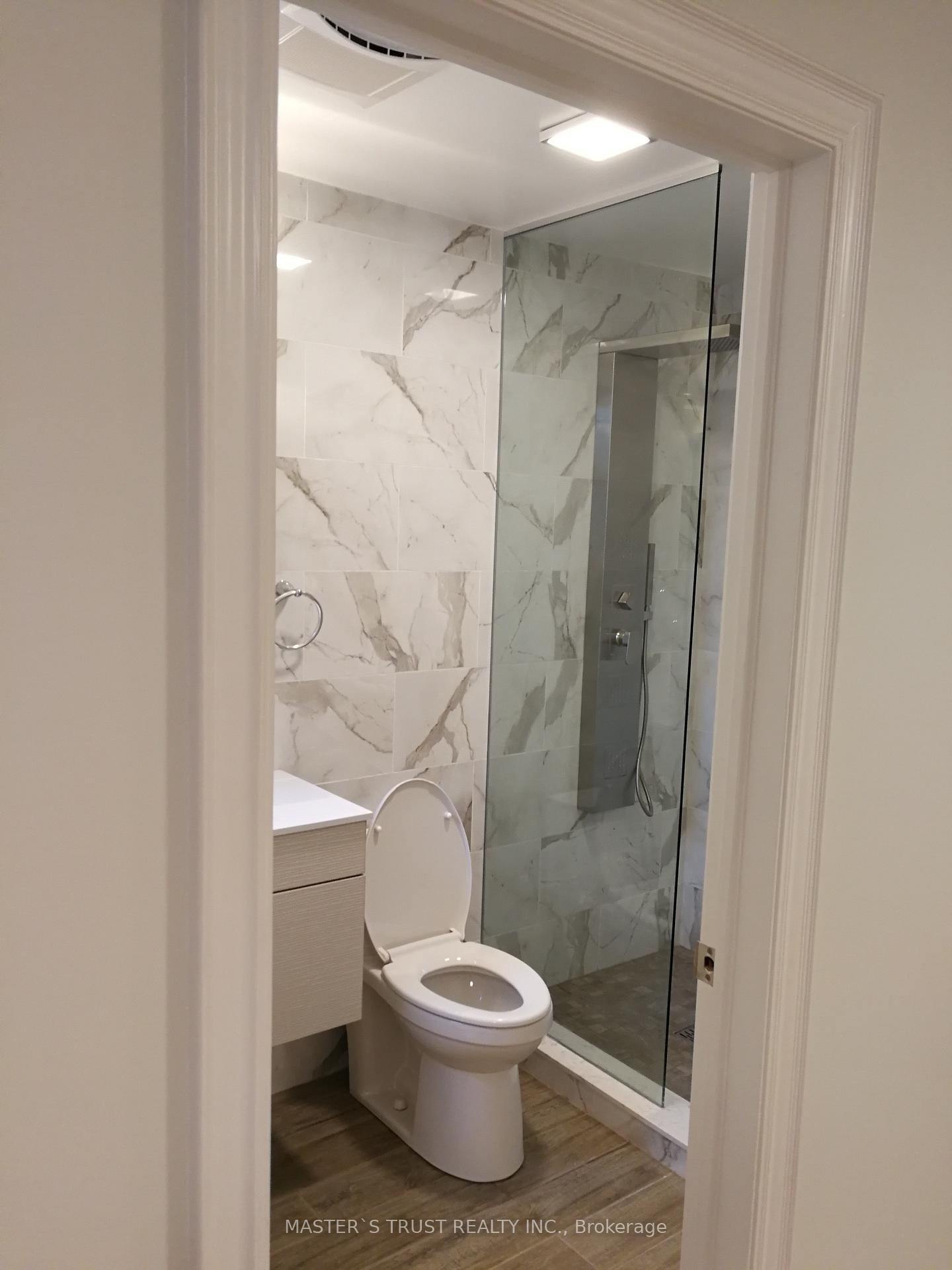 Photo 9 of Unit Lowunit, 246 Lippincott Street, Toronto, University — HOMEH