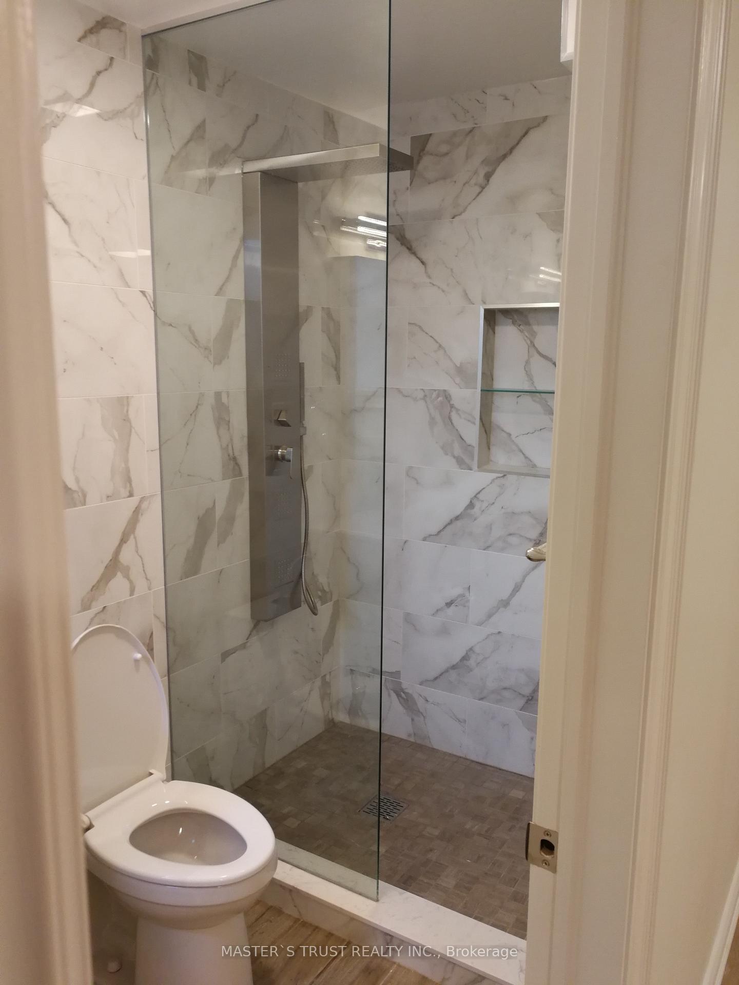 Photo 11 of Unit Lowunit, 246 Lippincott Street, Toronto, University — HOMEH