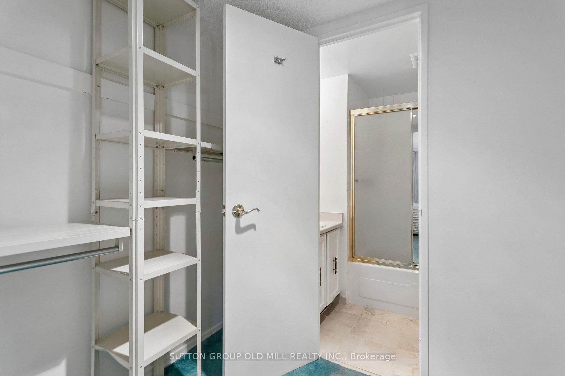 Photo 17 of Unit G14, 288 Mill Road, Etobicoke, Markland Wood — HOMEH