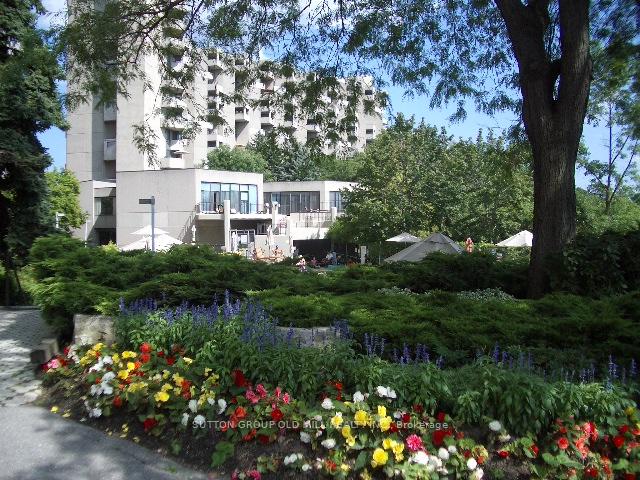 Photo 39 of Unit G14, 288 Mill Road, Etobicoke, Markland Wood — HOMEH