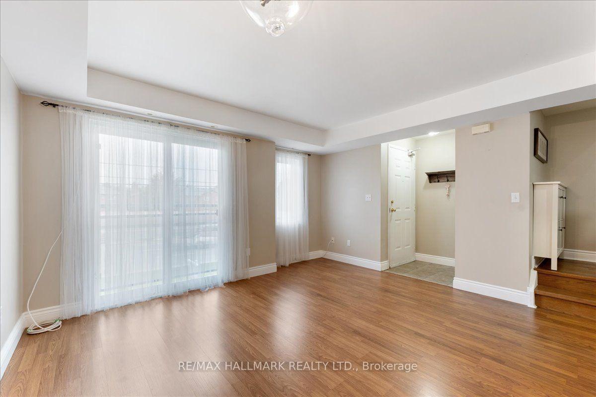 Photo 7 of Unit 81, 4620 Guildwood Way, Mississauga, Hurontario — HOMEH