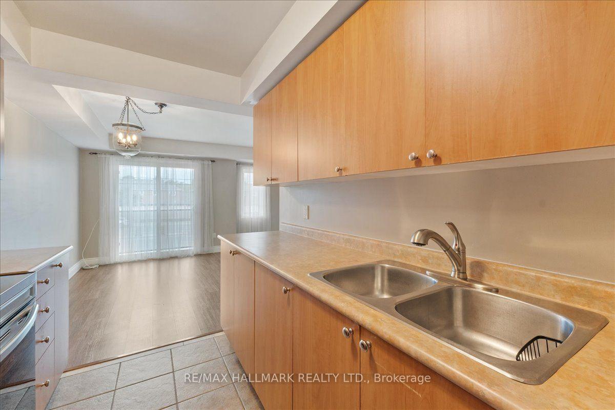 Photo 12 of Unit 81, 4620 Guildwood Way, Mississauga, Hurontario — HOMEH