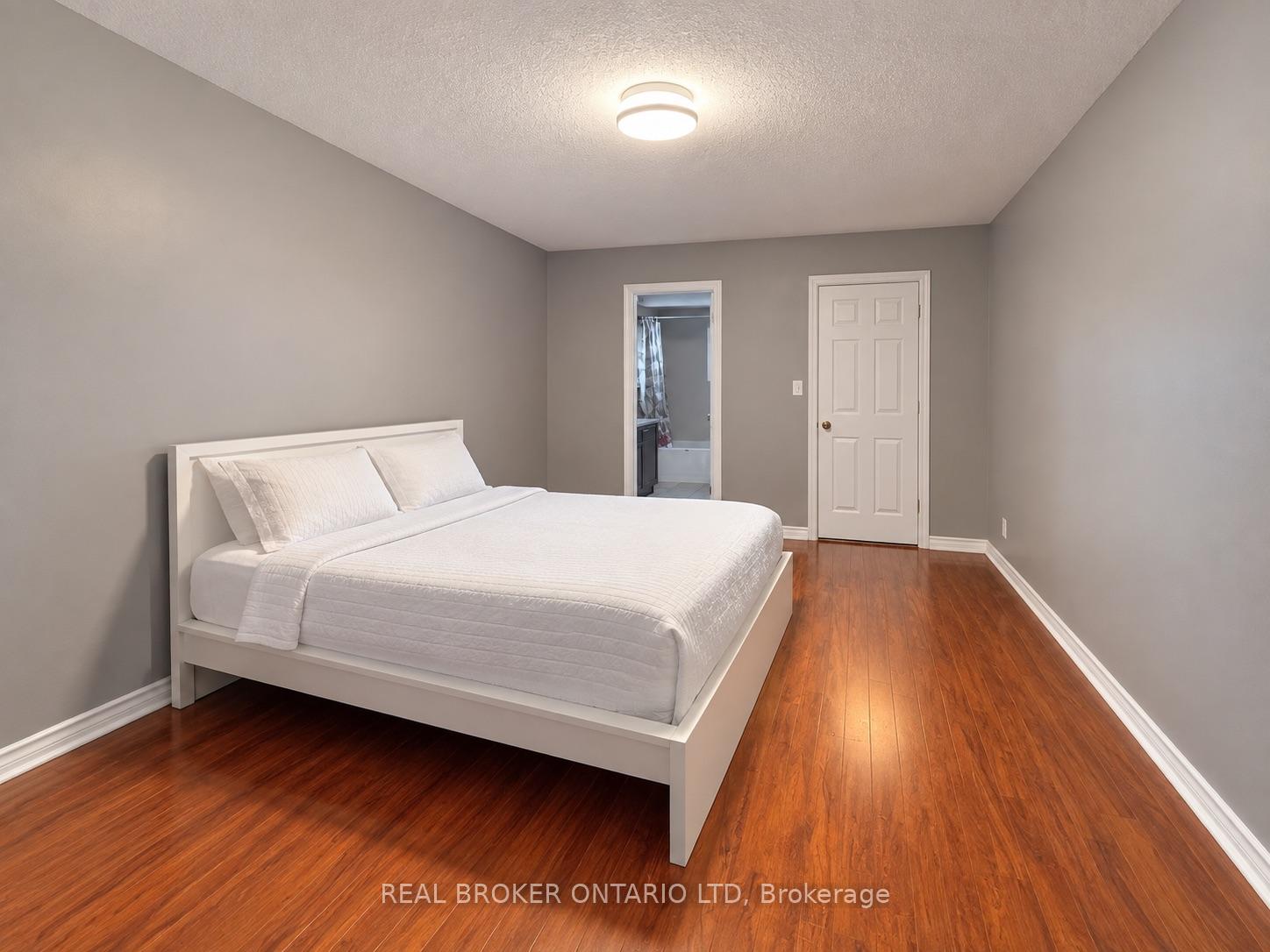 Photo 20 of Unit (MAIN), 88 Sir Jacobs Crescent, Brampton, Fletcher's Meadow — HOMEH