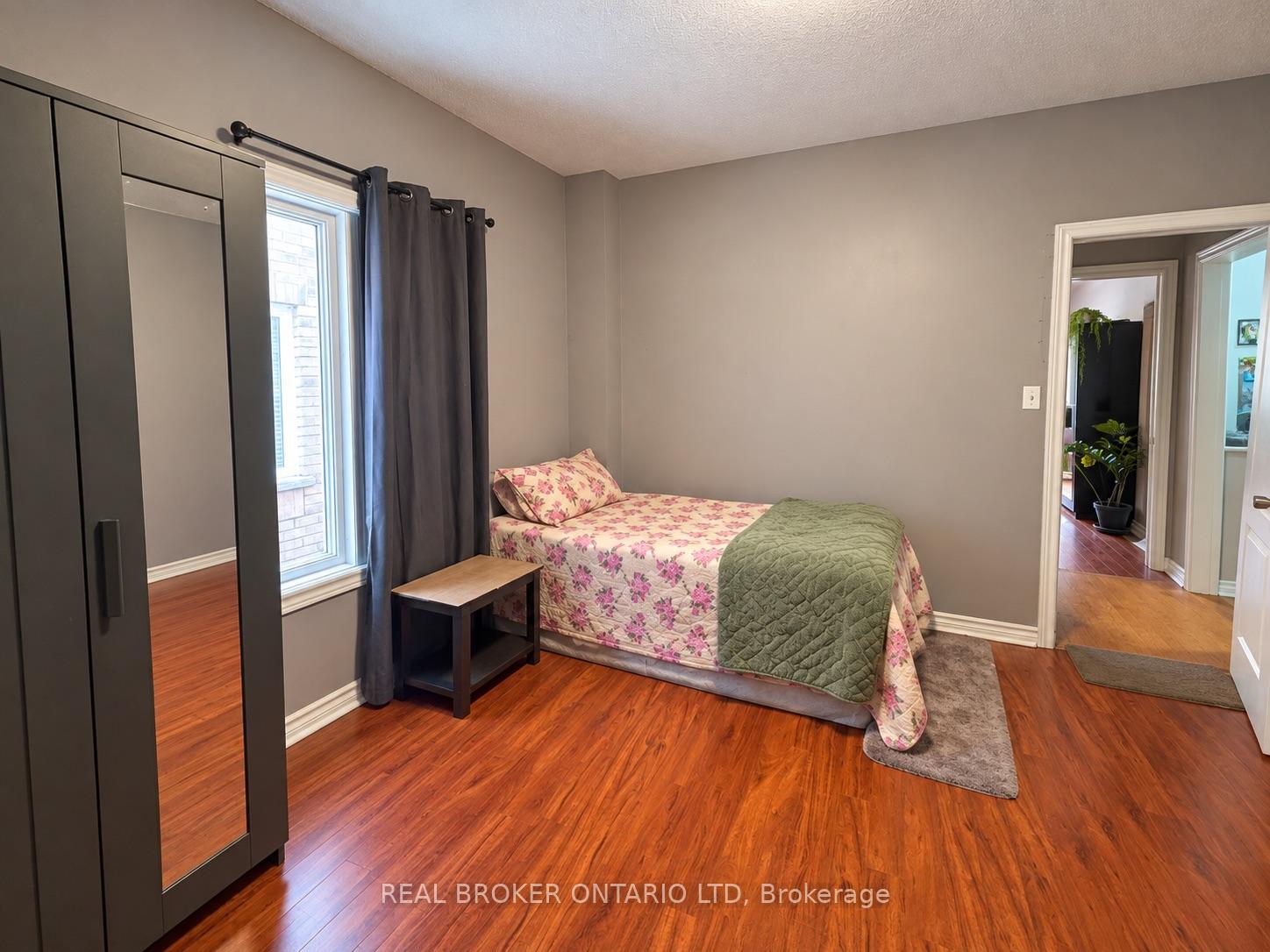 Photo 26 of Unit (MAIN), 88 Sir Jacobs Crescent, Brampton, Fletcher's Meadow — HOMEH