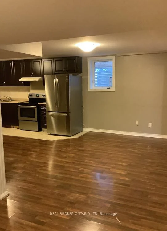 Photo 5 of Unit (MAIN), 88 Sir Jacobs Crescent, Brampton, Fletcher's Meadow — HOMEH