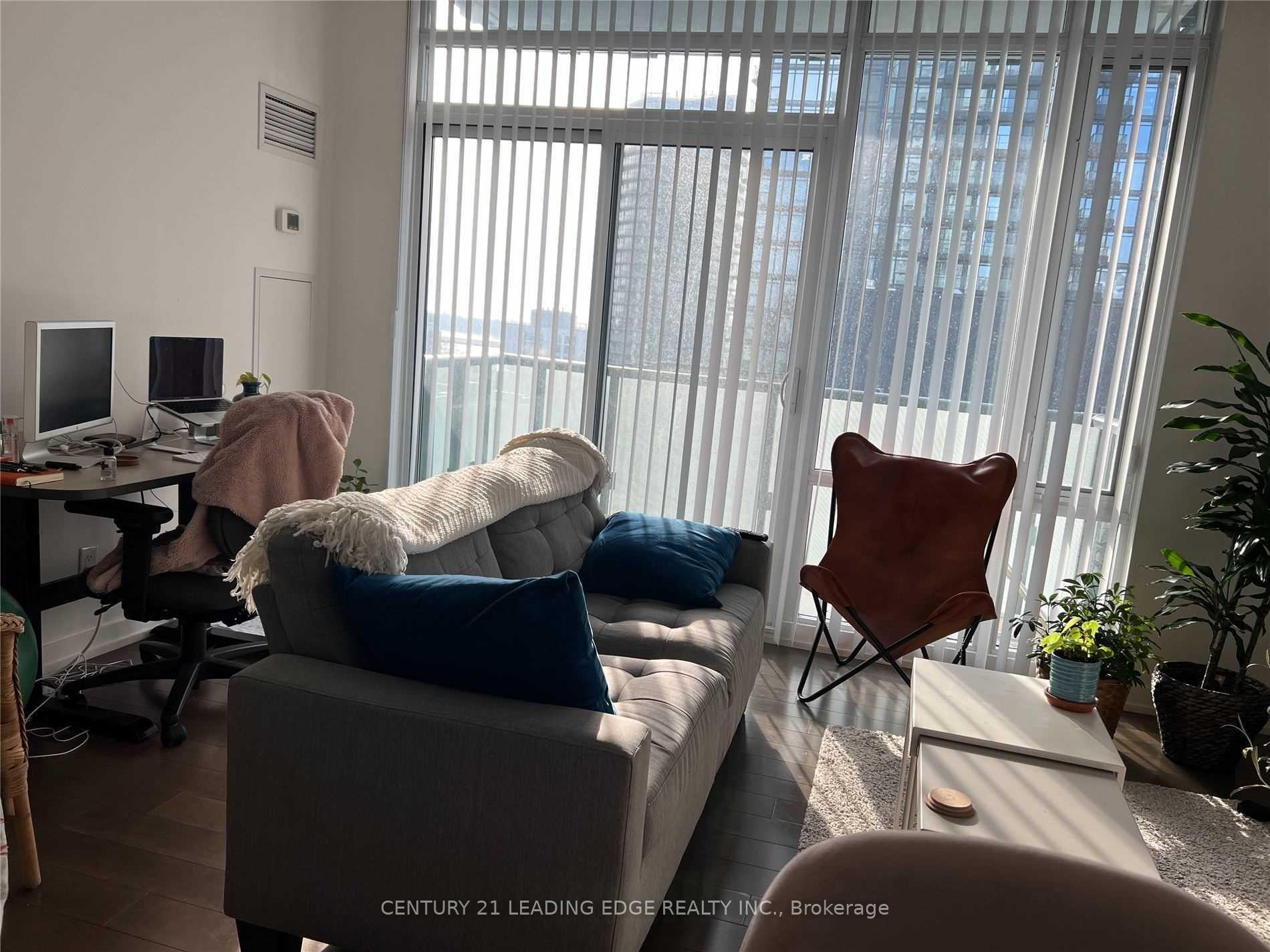 Photo 2 of Unit 1010, 170 Fort York Boulevard, Toronto, Waterfront Communities — HOMEH