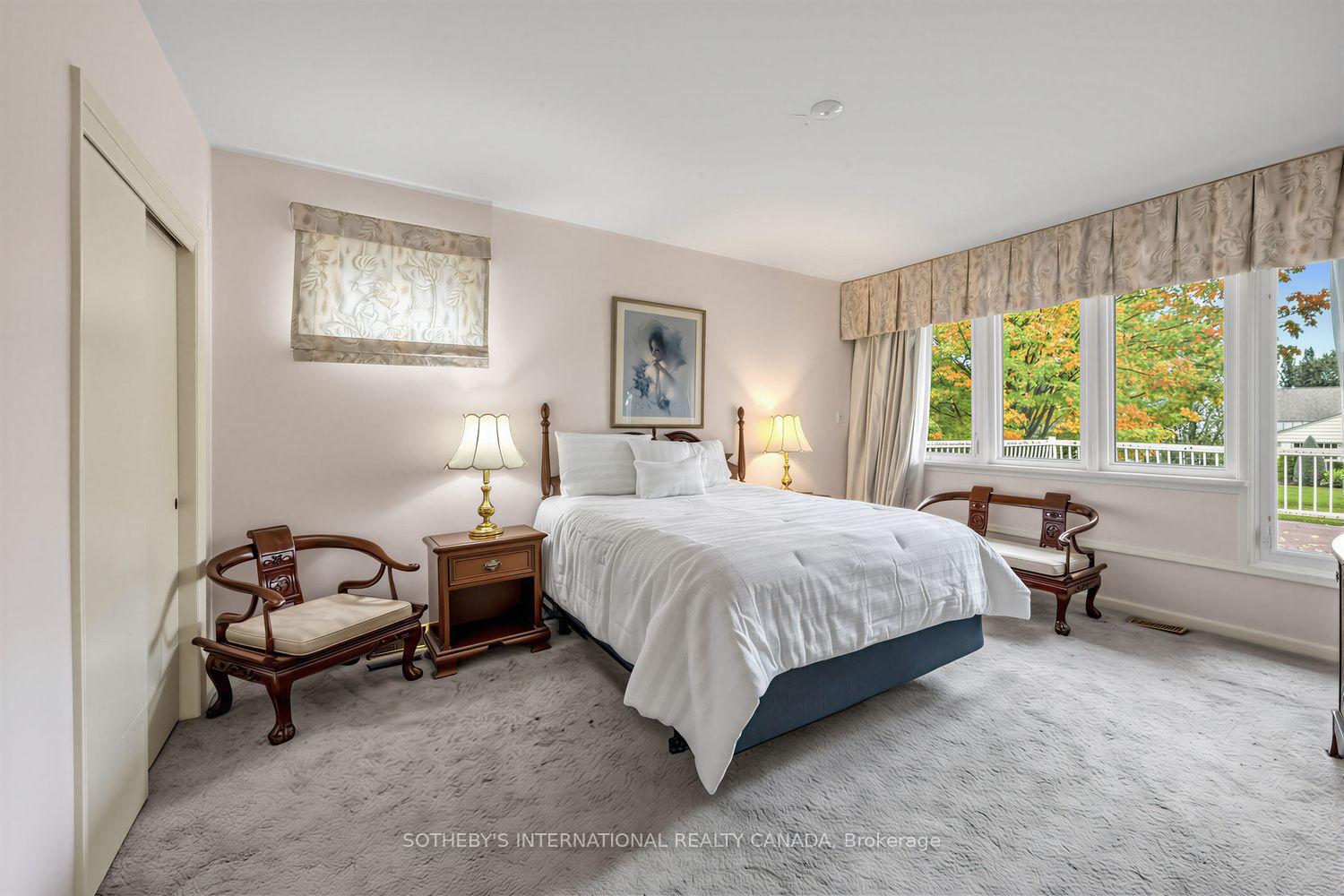 Photo 24 of 95 Princess Anne Crescent, Etobicoke, Princess-Rosethorn — HOMEH
