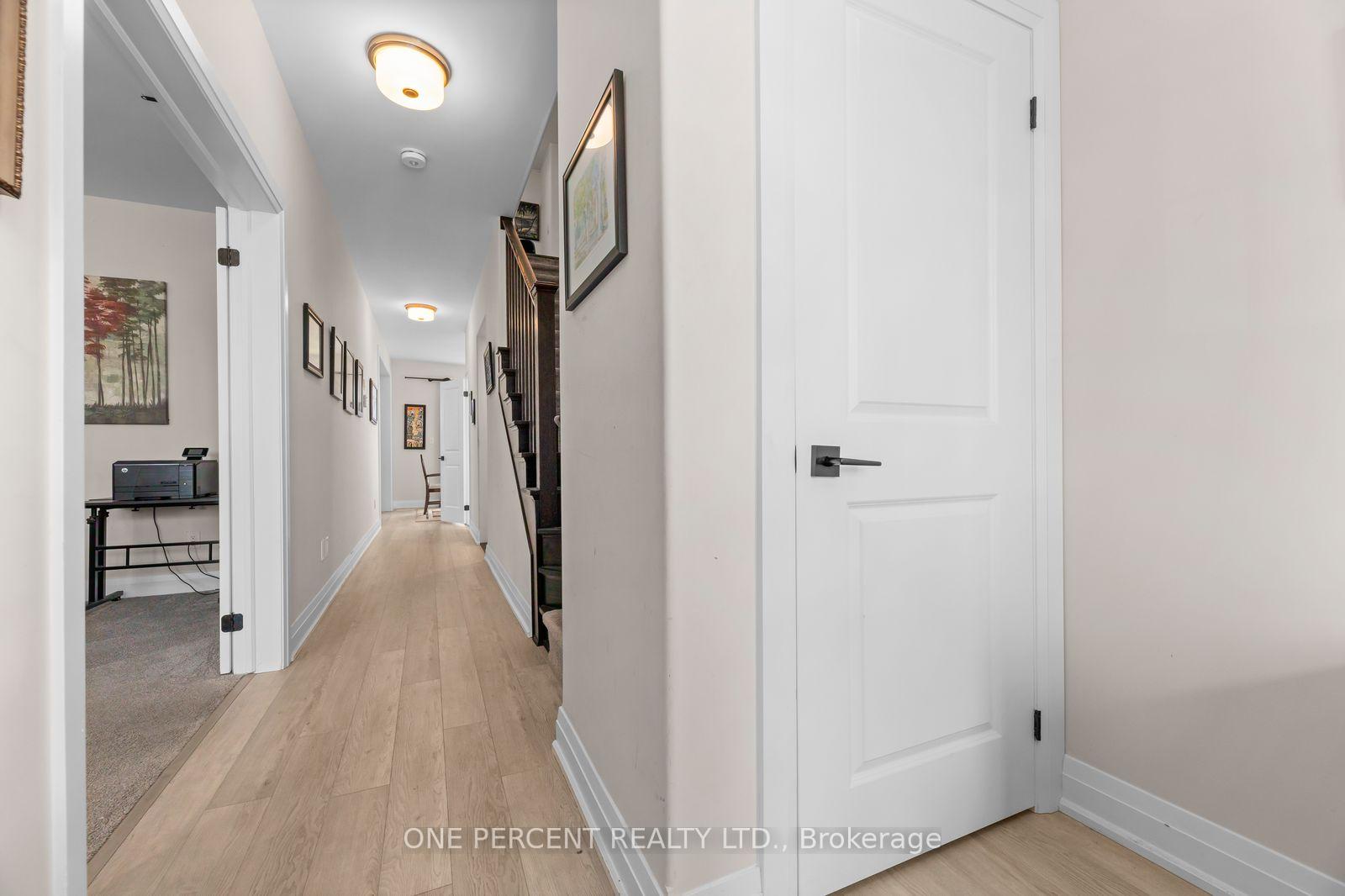 Photo 5 of 626 Haylock Gardens, Peterborough, Northcrest Ward 5 — HOMEH