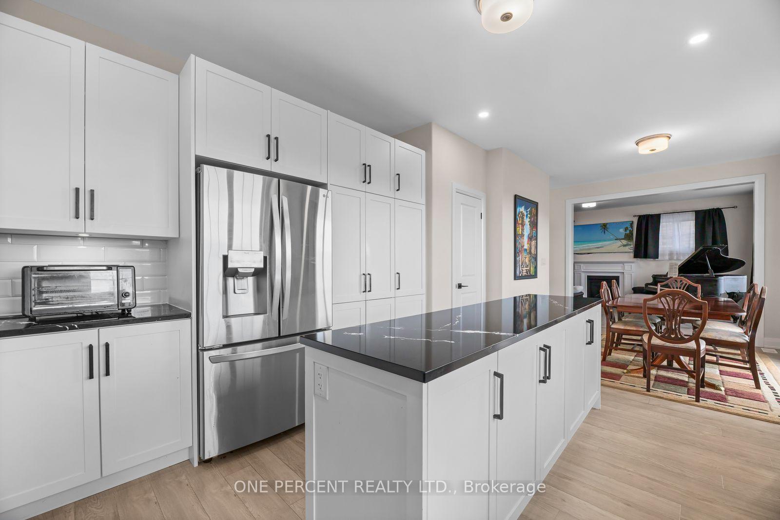 Photo 10 of 626 Haylock Gardens, Peterborough, Northcrest Ward 5 — HOMEH