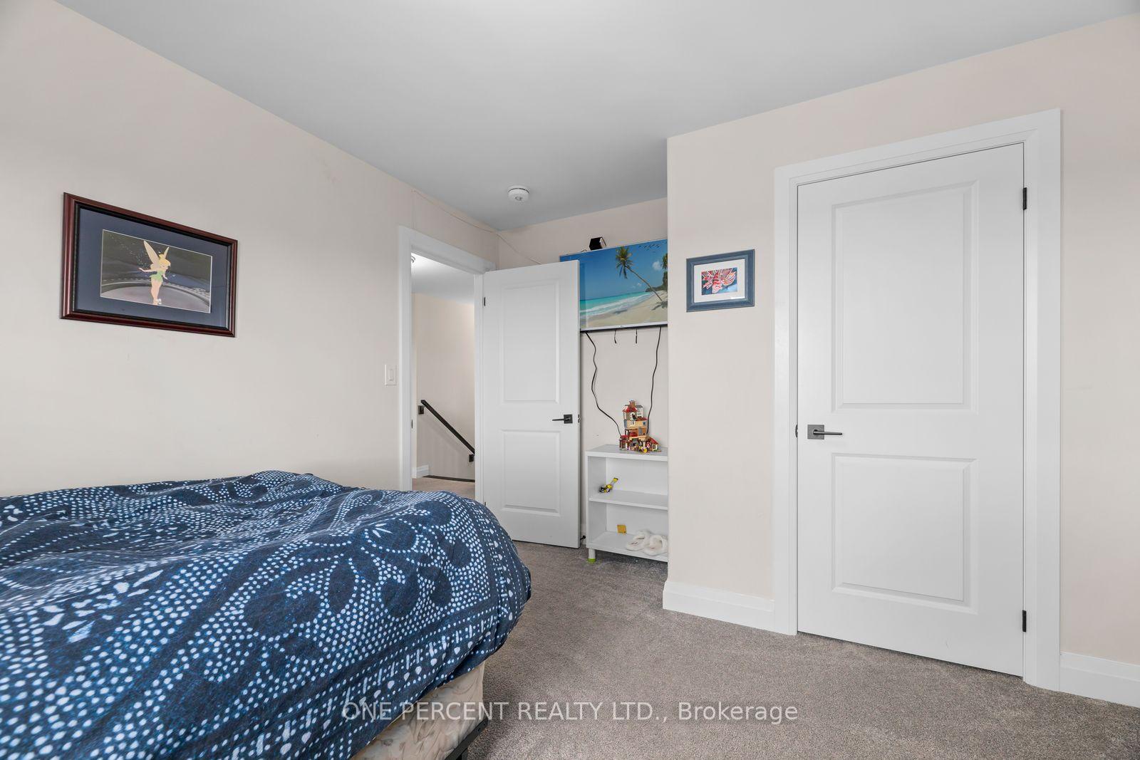 Photo 26 of 626 Haylock Gardens, Peterborough, Northcrest Ward 5 — HOMEH