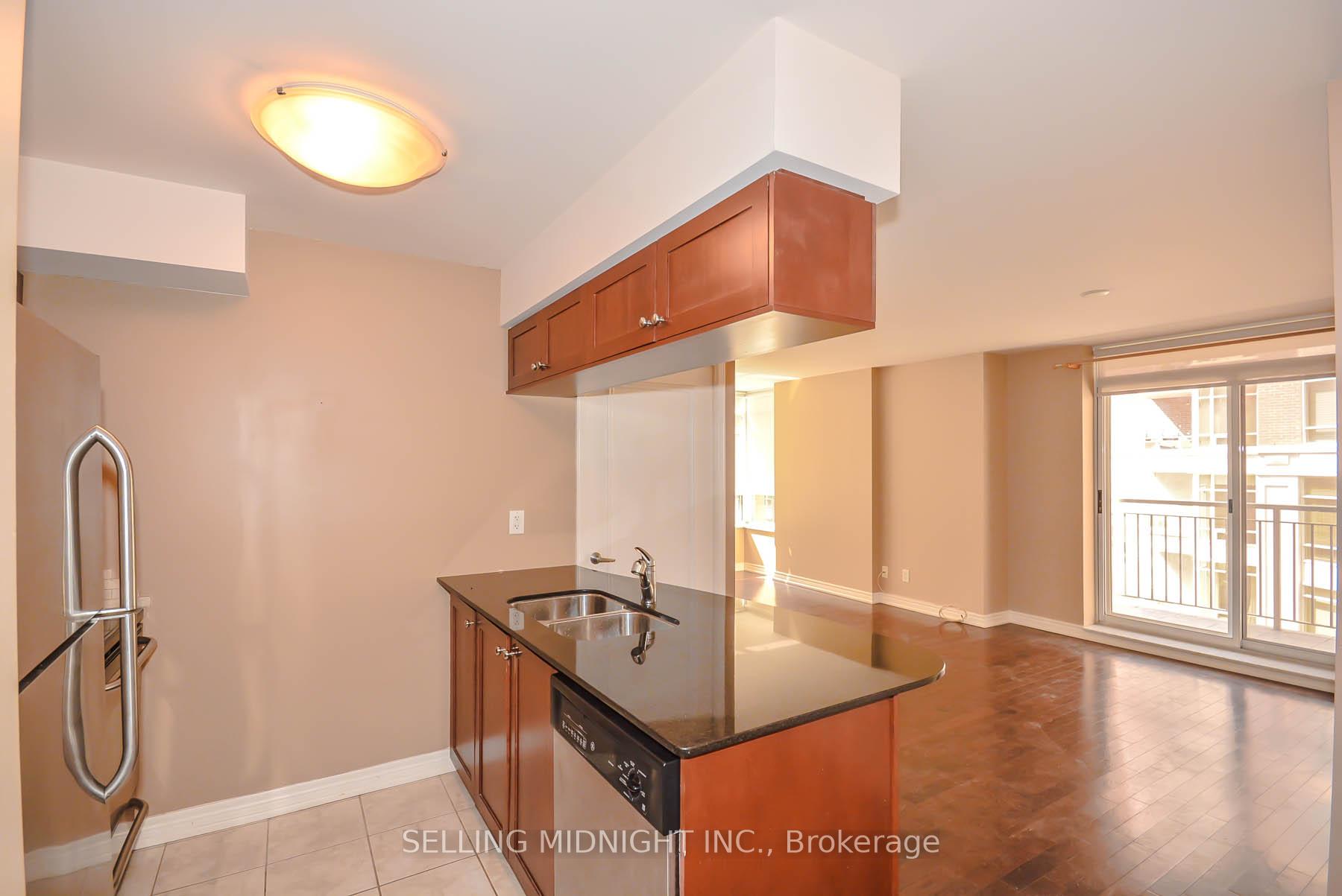 Photo 7 of Unit 502, 60 St Clair Avenue W, Toronto, Yonge-St. Clair — HOMEH