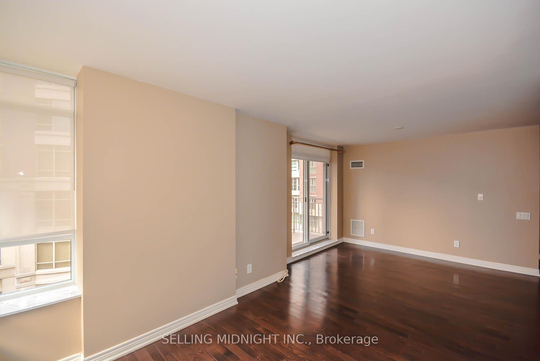 Photo 11 of Unit 502, 60 St Clair Avenue W, Toronto, Yonge-St. Clair — HOMEH
