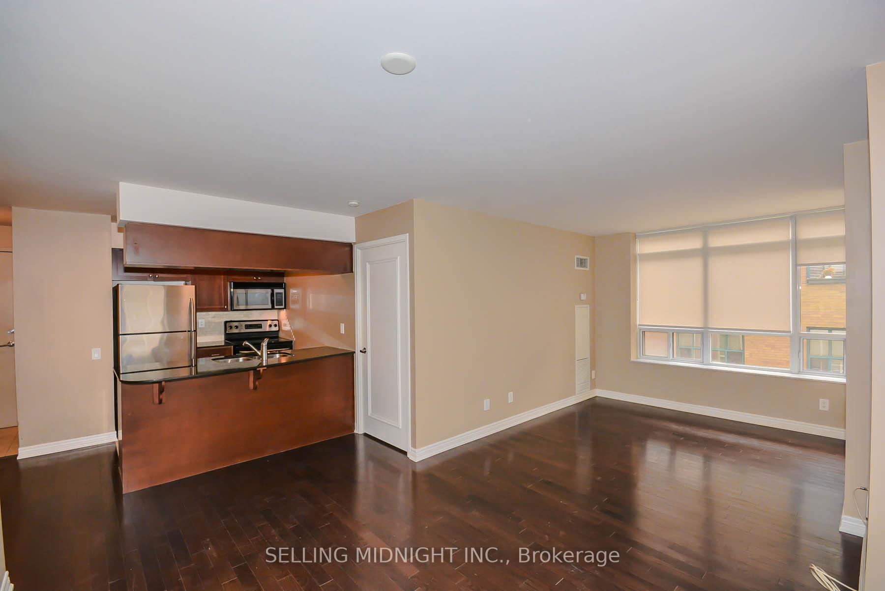 Photo 12 of Unit 502, 60 St Clair Avenue W, Toronto, Yonge-St. Clair — HOMEH