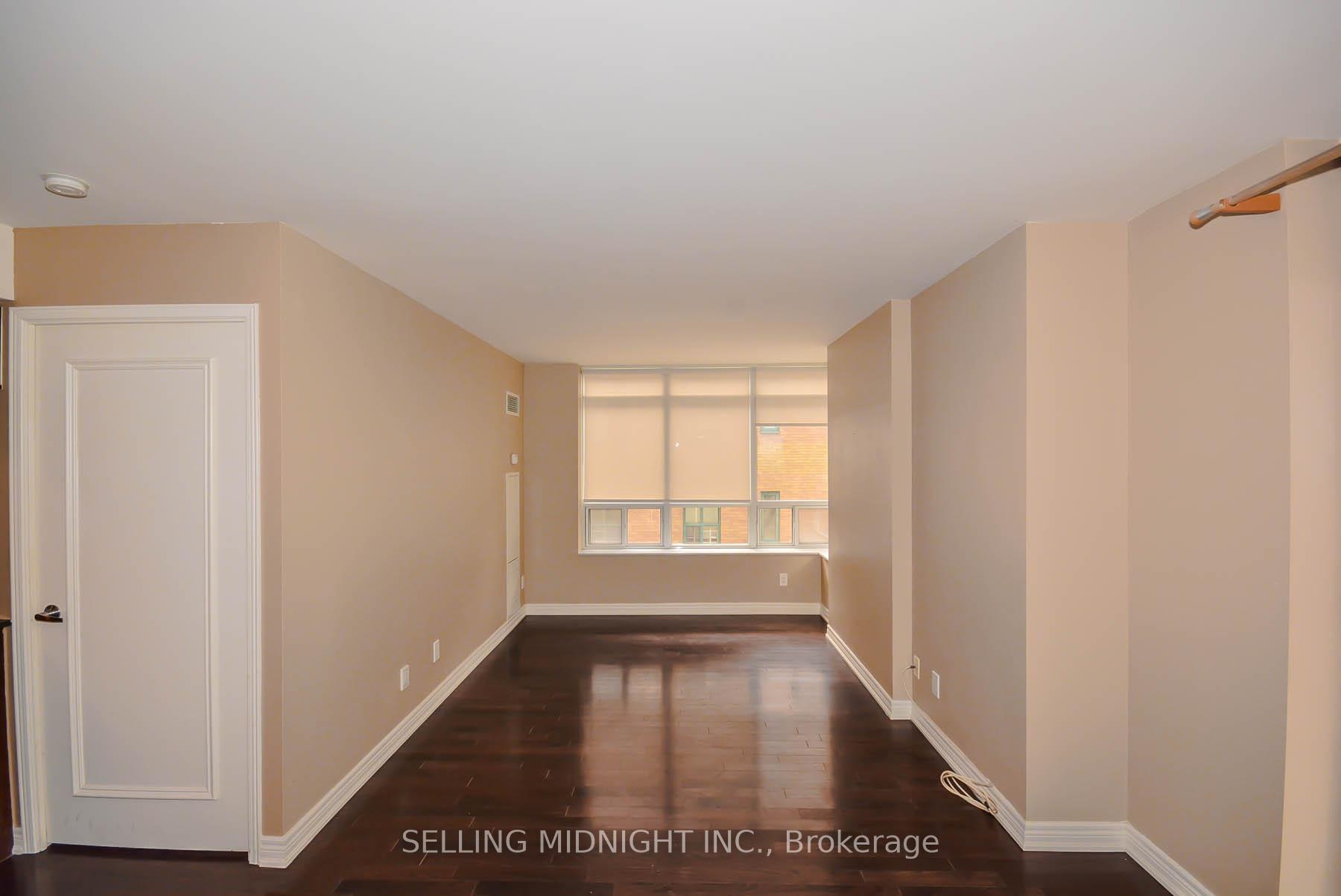 Photo 13 of Unit 502, 60 St Clair Avenue W, Toronto, Yonge-St. Clair — HOMEH