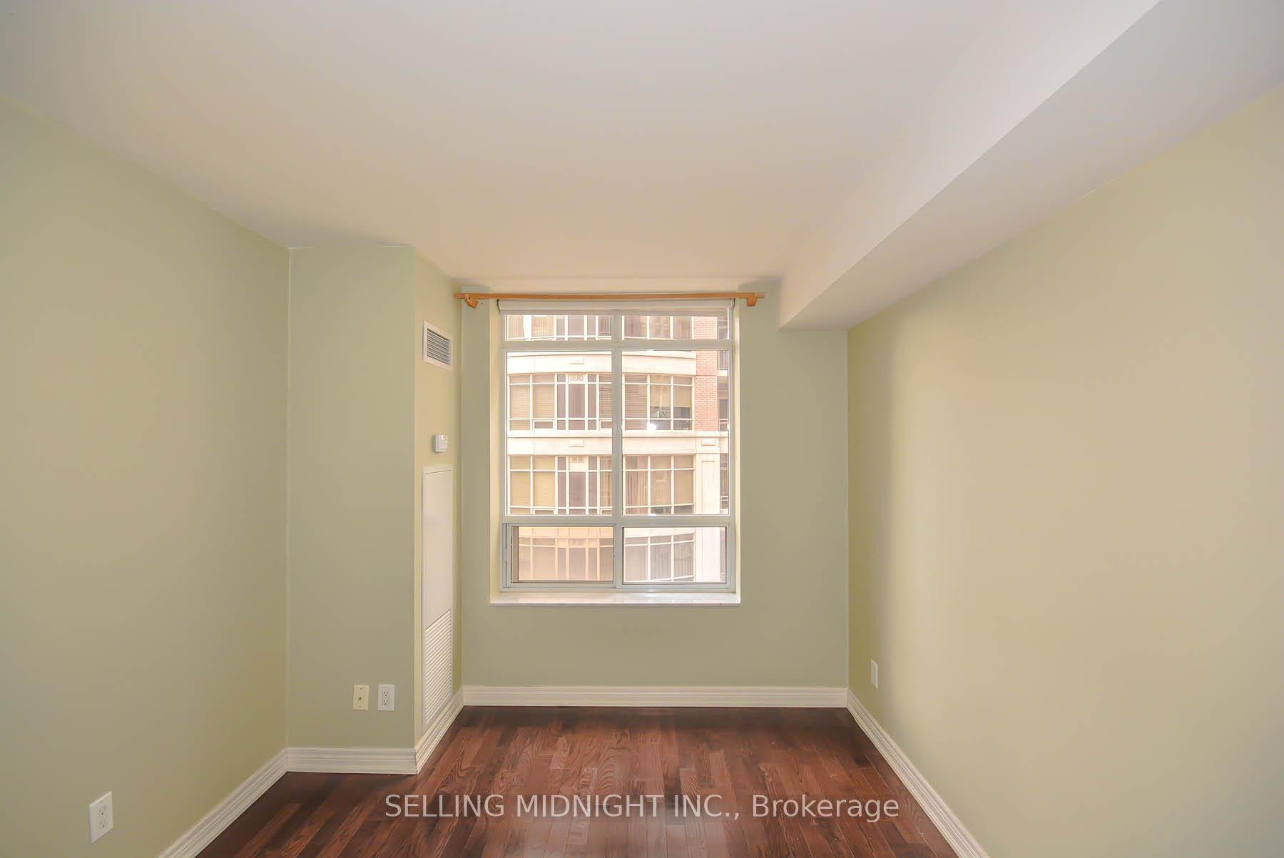 Photo 16 of Unit 502, 60 St Clair Avenue W, Toronto, Yonge-St. Clair — HOMEH