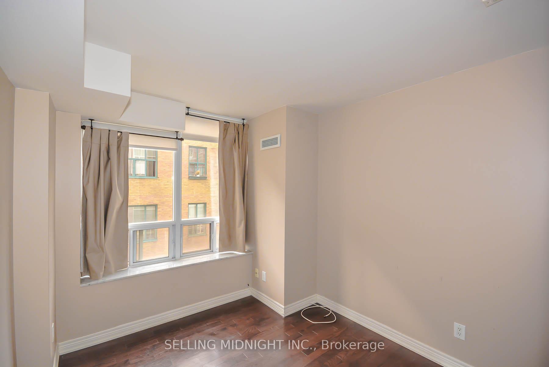 Photo 24 of Unit 502, 60 St Clair Avenue W, Toronto, Yonge-St. Clair — HOMEH