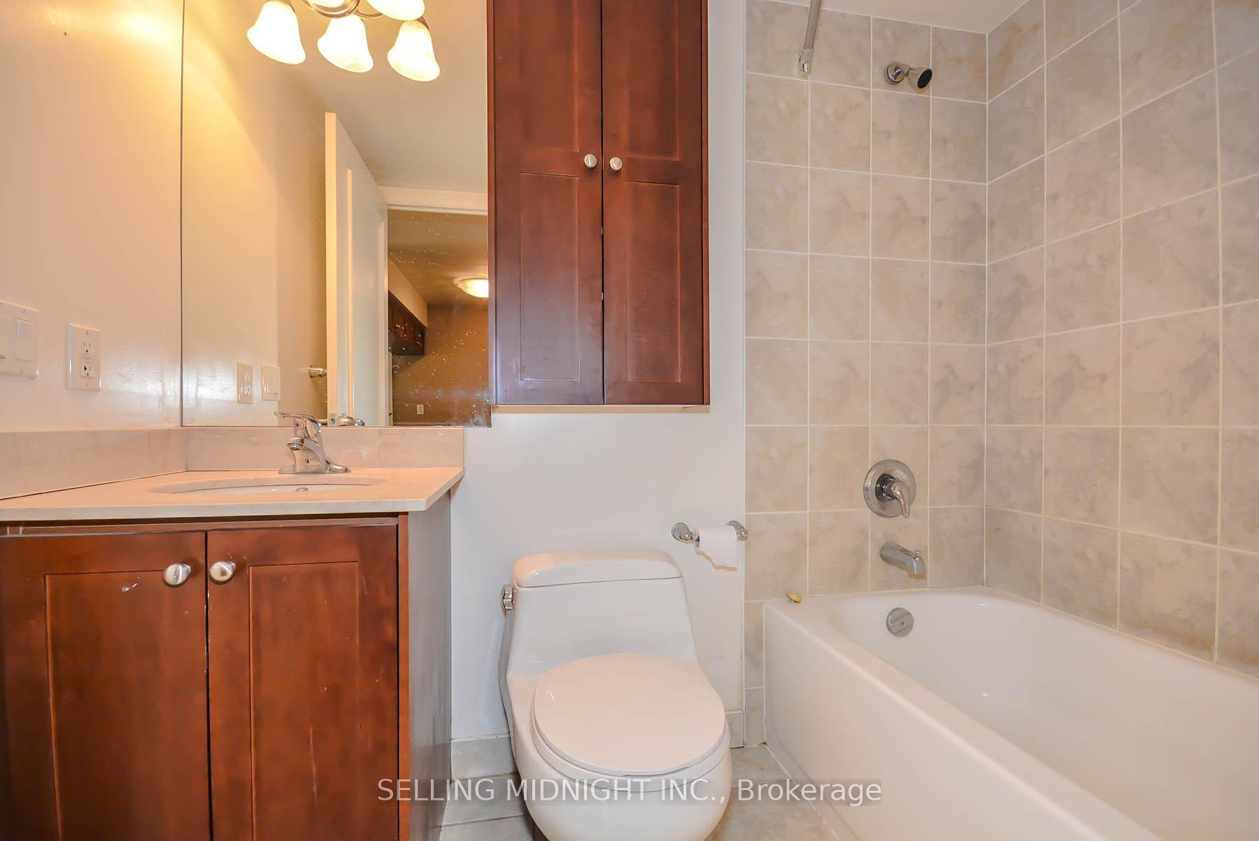 Photo 26 of Unit 502, 60 St Clair Avenue W, Toronto, Yonge-St. Clair — HOMEH