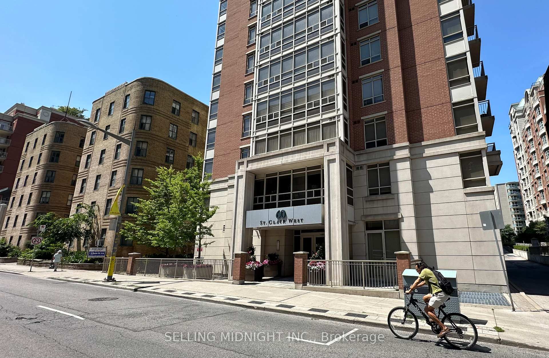 Photo 37 of Unit 502, 60 St Clair Avenue W, Toronto, Yonge-St. Clair — HOMEH