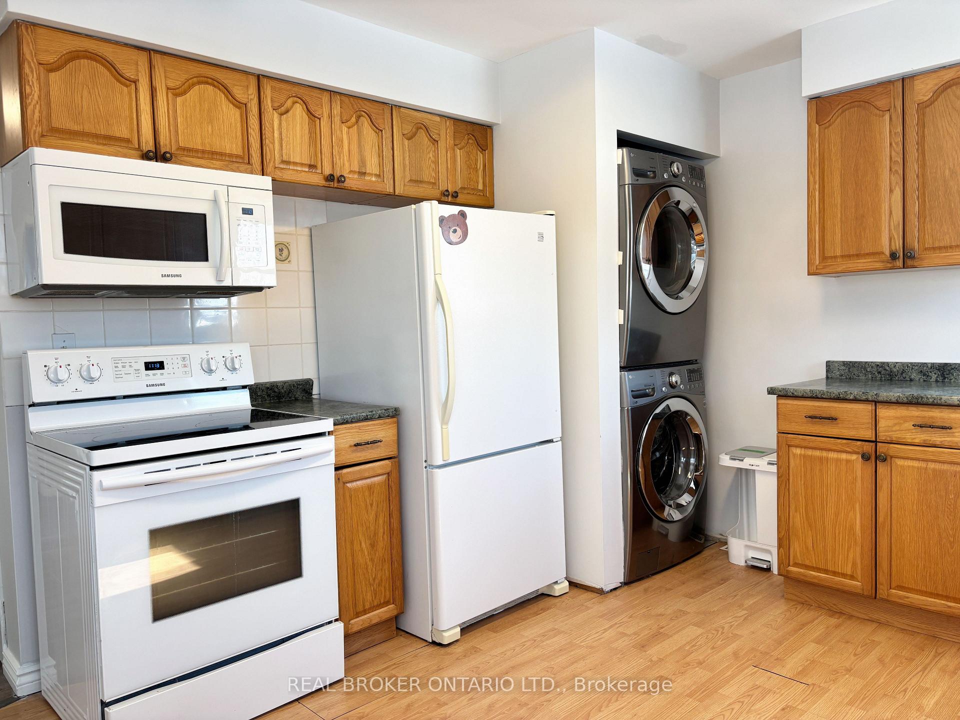 Photo 2 of Unit Main Fl, 327 Dover Street, Oshawa, Eastdale — HOMEH