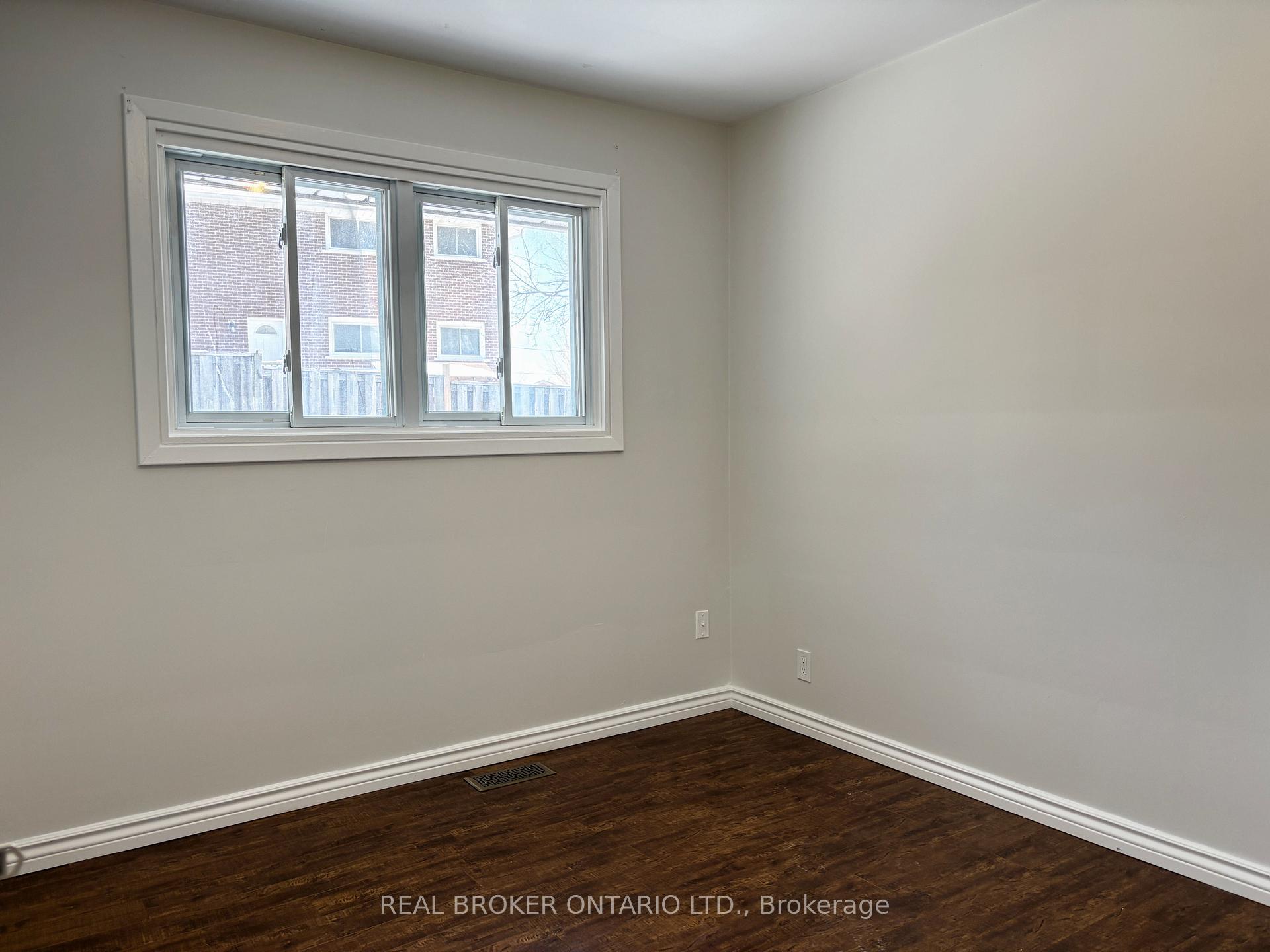 Photo 10 of Unit Main Fl, 327 Dover Street, Oshawa, Eastdale — HOMEH