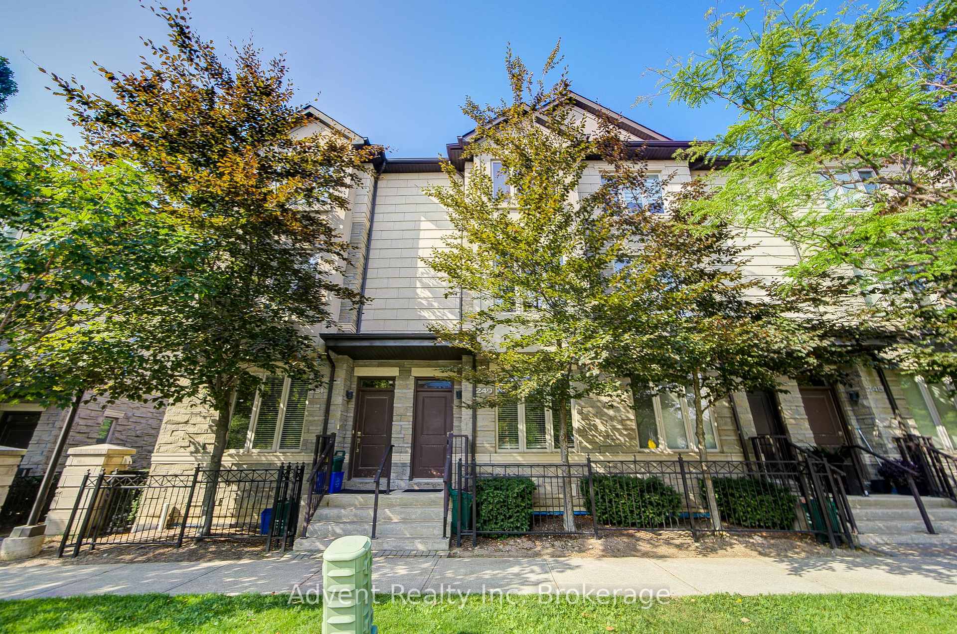 Photo of 249 South Park Road