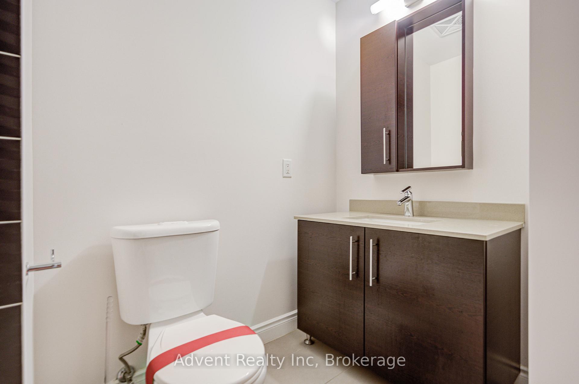 Photo 6 of 249 South Park Road, Markham, Commerce Valley — HOMEH