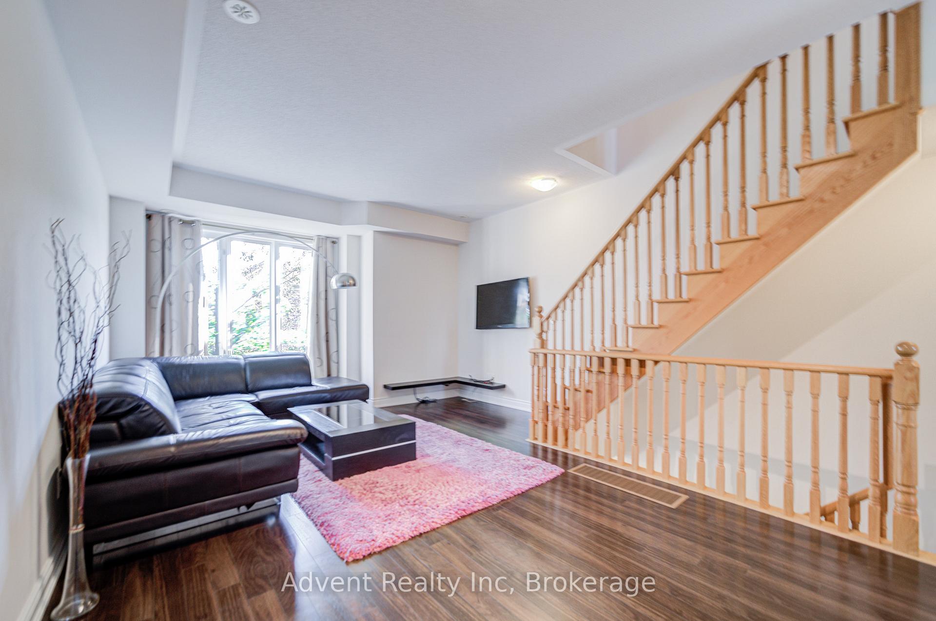 Photo 10 of 249 South Park Road, Markham, Commerce Valley — HOMEH