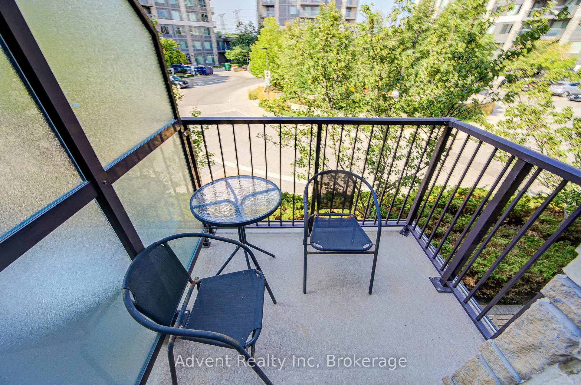 Photo 23 of 249 South Park Road, Markham, Commerce Valley — HOMEH