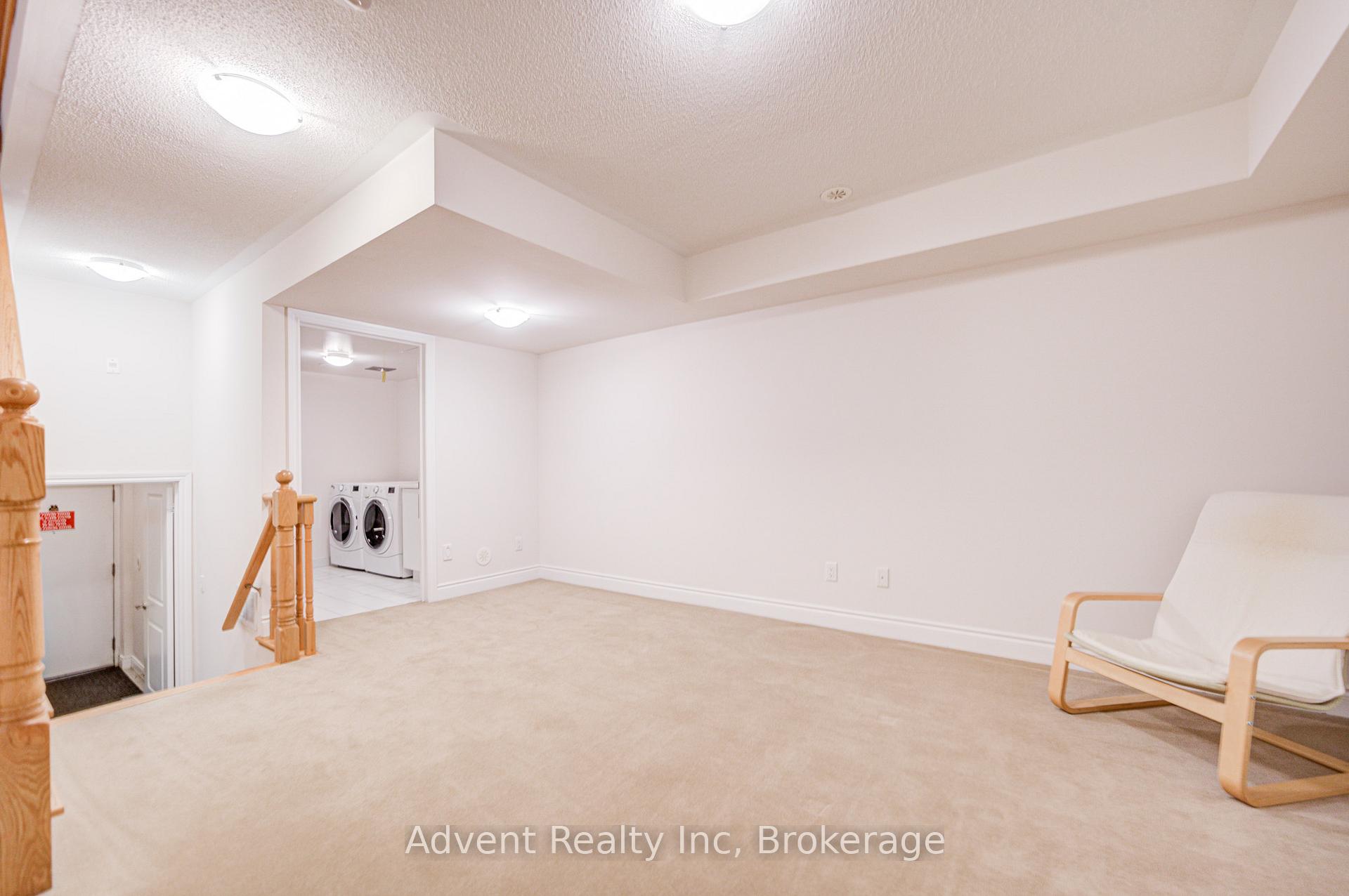 Photo 35 of 249 South Park Road, Markham, Commerce Valley — HOMEH