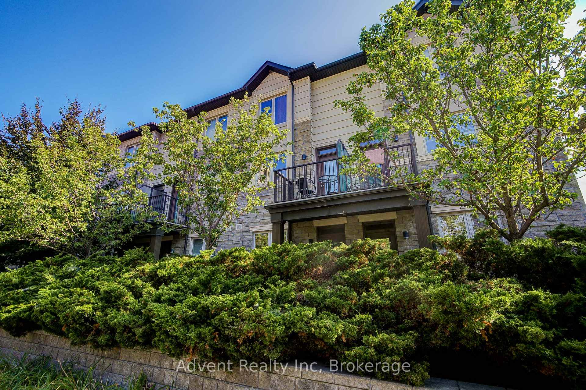 Photo 40 of 249 South Park Road, Markham, Commerce Valley — HOMEH