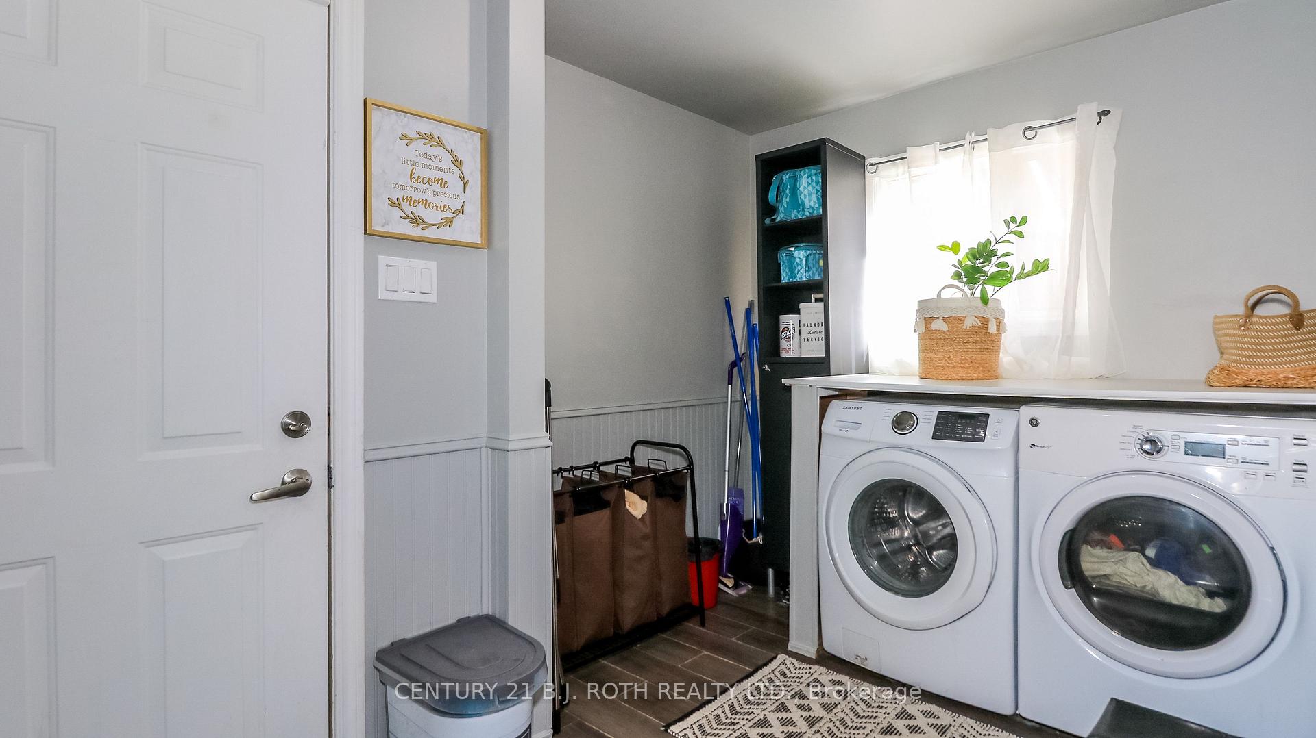 Photo 22 of 61 Barwick Drive W, Barrie, West Bayfield — HOMEH