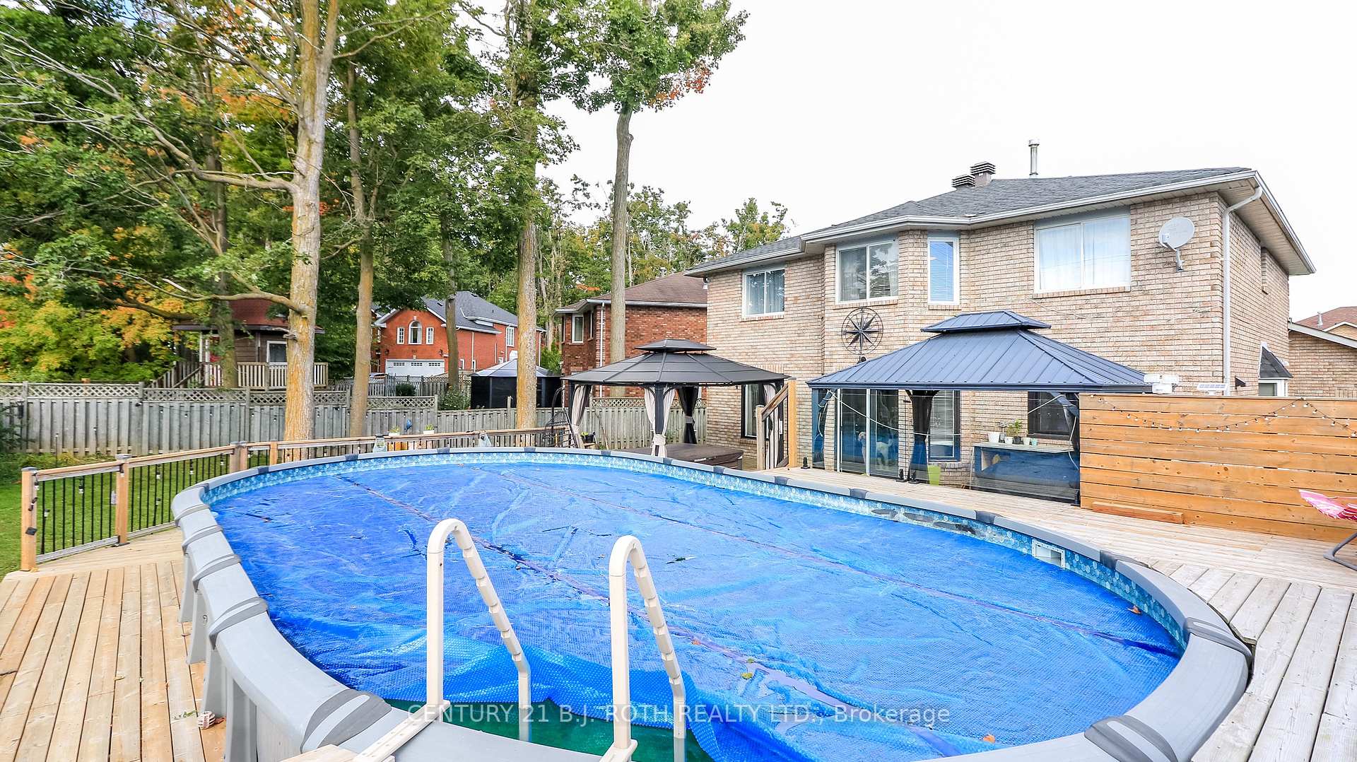 Photo 28 of 61 Barwick Drive W, Barrie, West Bayfield — HOMEH