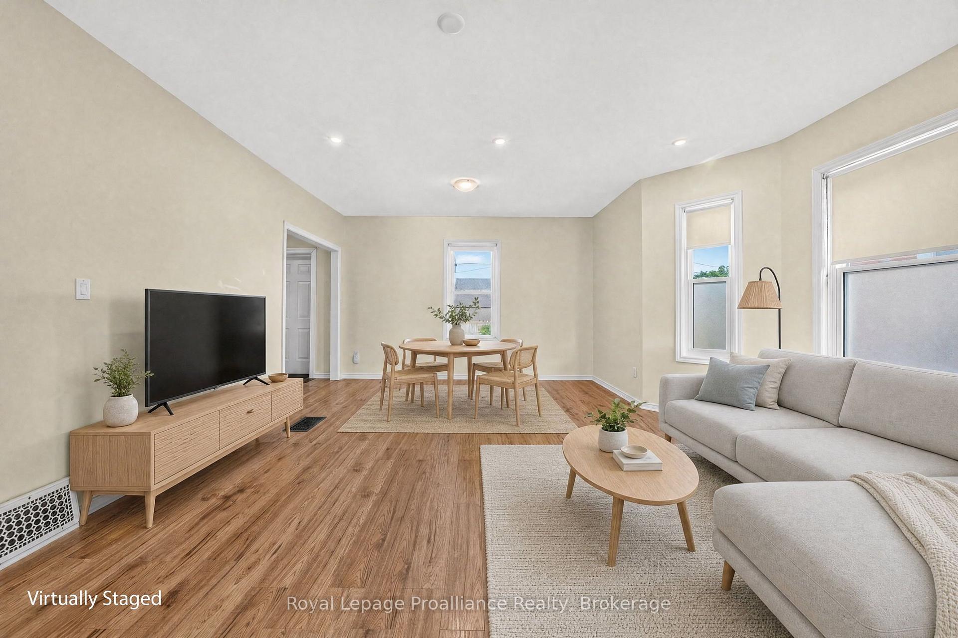 Photo 10 of 37 Lorne Avenue, Quinte West, Trenton Ward — HOMEH