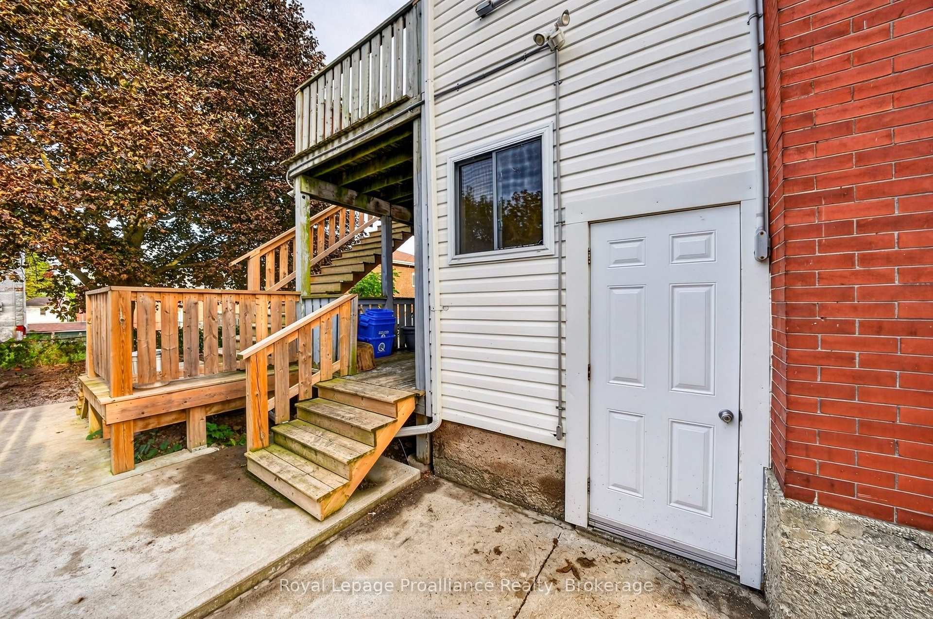 Photo 42 of 37 Lorne Avenue, Quinte West, Trenton Ward — HOMEH