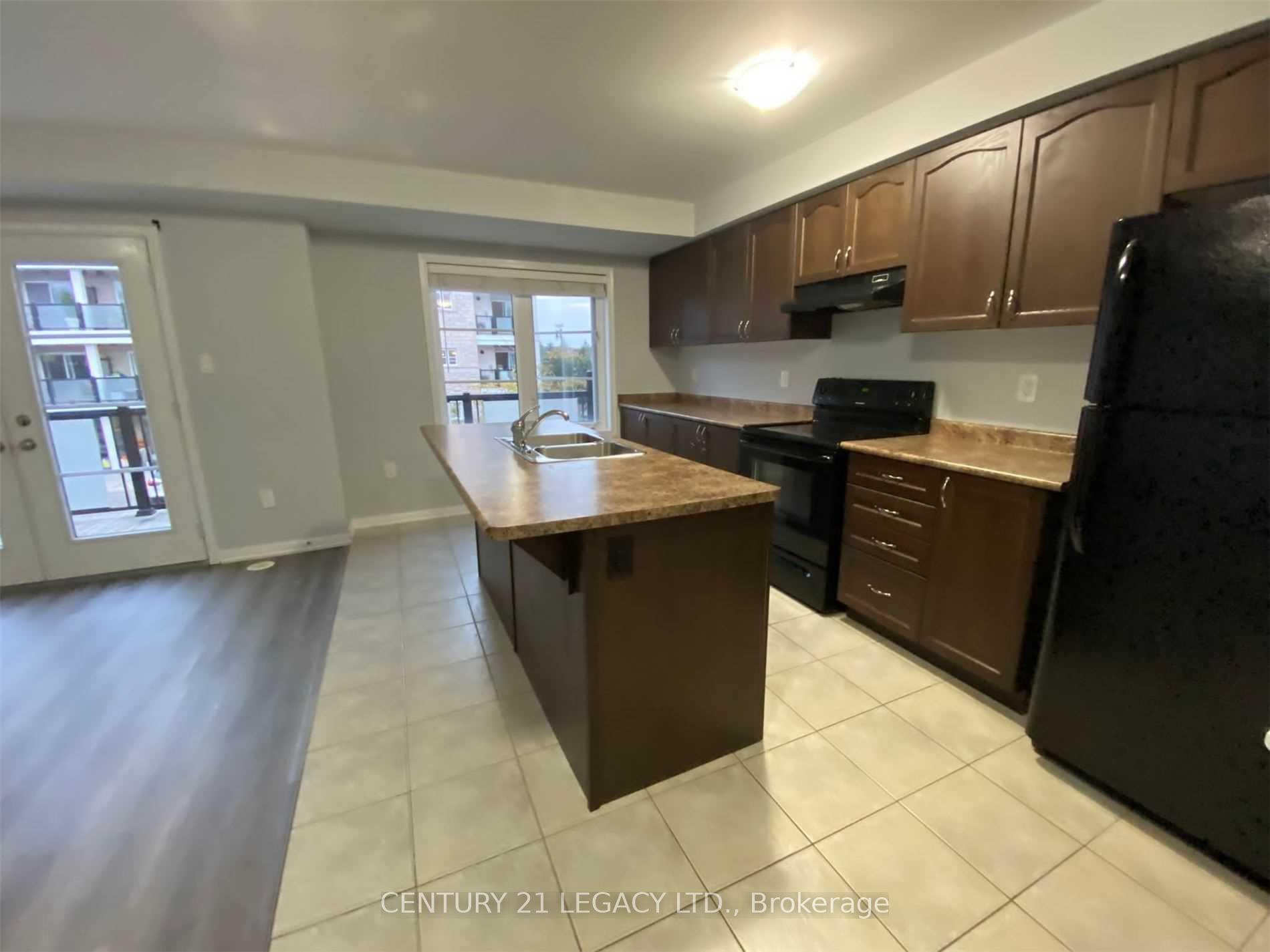 Photo 13 of 106 Baycliffe Crescent, Brampton, Northwest Brampton — HOMEH