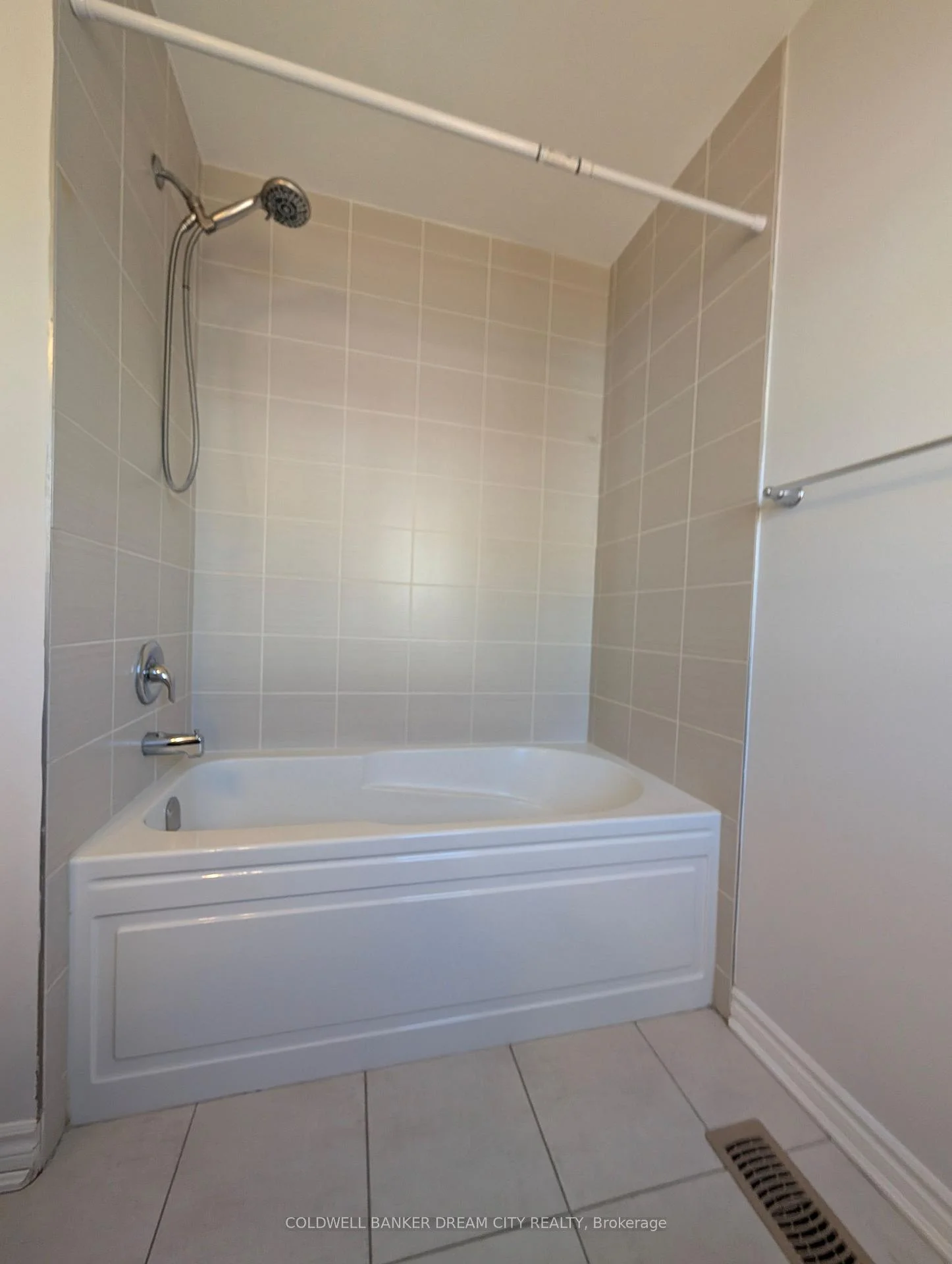Photo 34 of Unit 31, 19 Ridge Road, Cambridge, Preston Heights — HOMEH