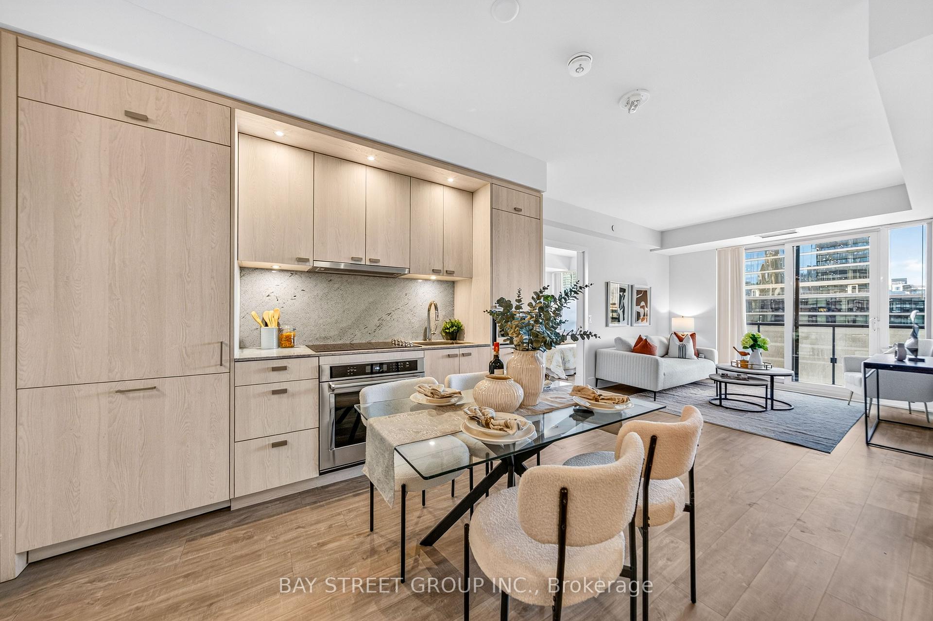 Photo 3 of Unit 801, 480 Front Street W, Toronto, Waterfront Communities — HOMEH