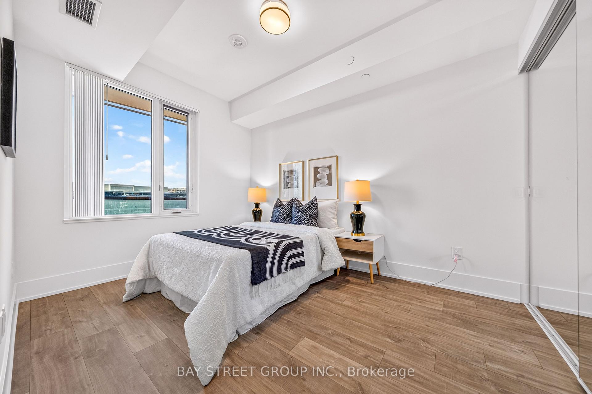 Photo 11 of Unit 801, 480 Front Street W, Toronto, Waterfront Communities — HOMEH