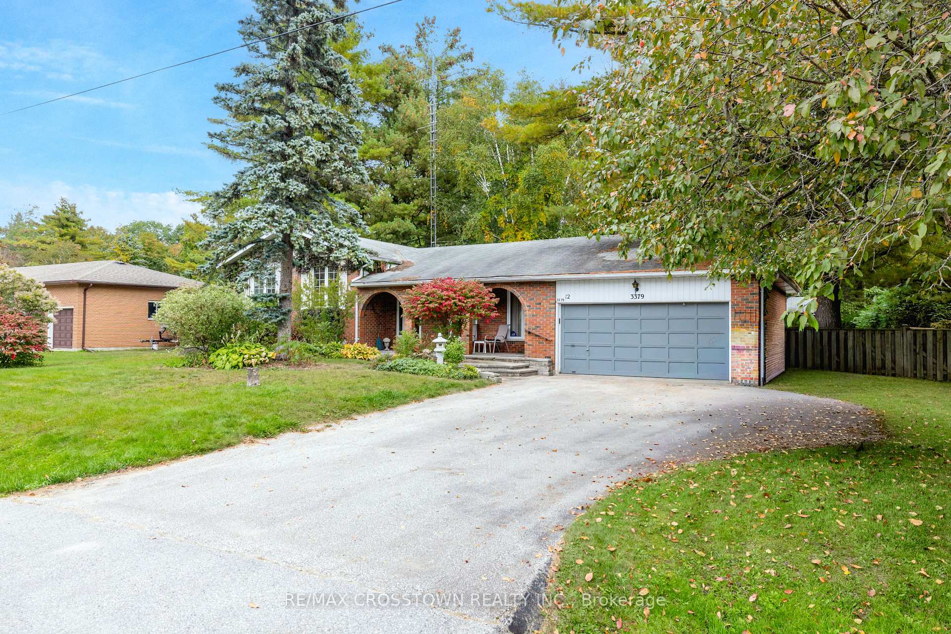 Photo 2 of 3379 Mason Drive, Innisfil, Rural Innisfil — HOMEH
