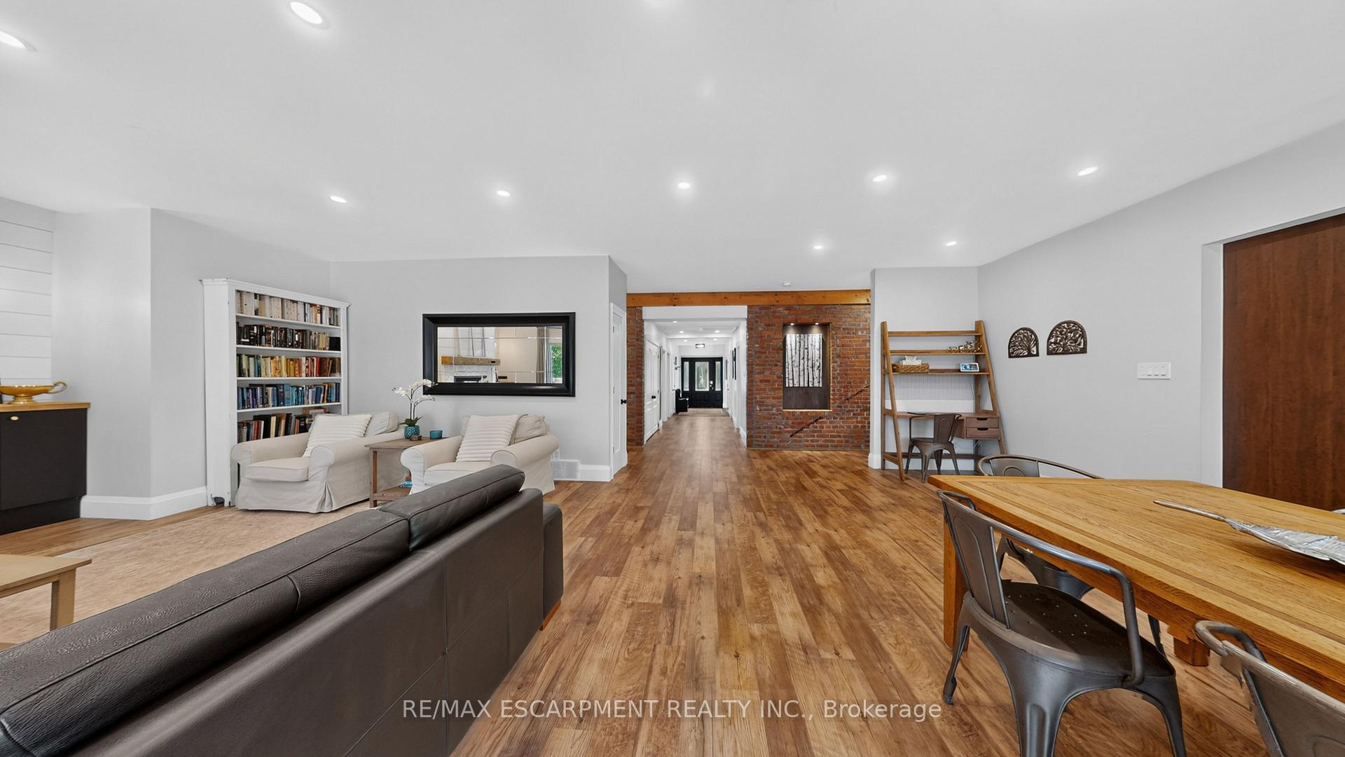 Photo 10 of 1355 Woodburn Road, Hamilton, Rural Glanbrook — HOMEH