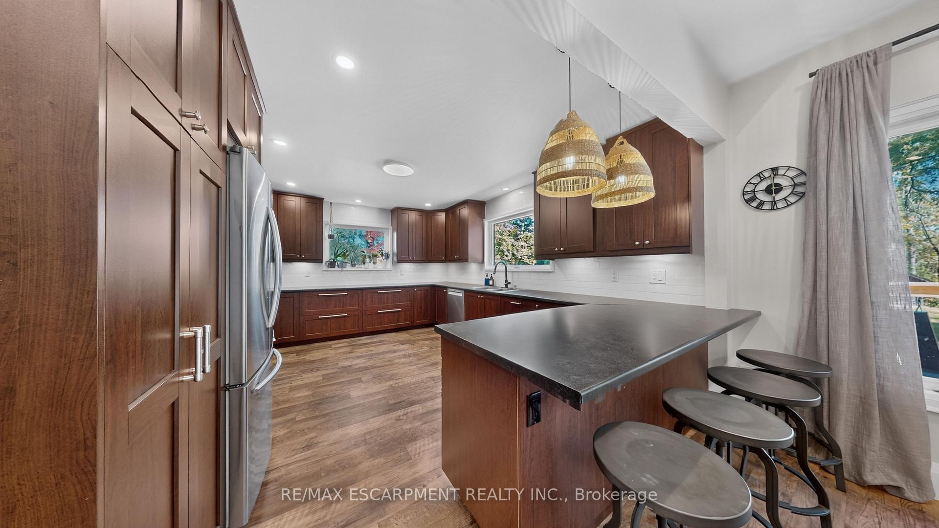 Photo 13 of 1355 Woodburn Road, Hamilton, Rural Glanbrook — HOMEH