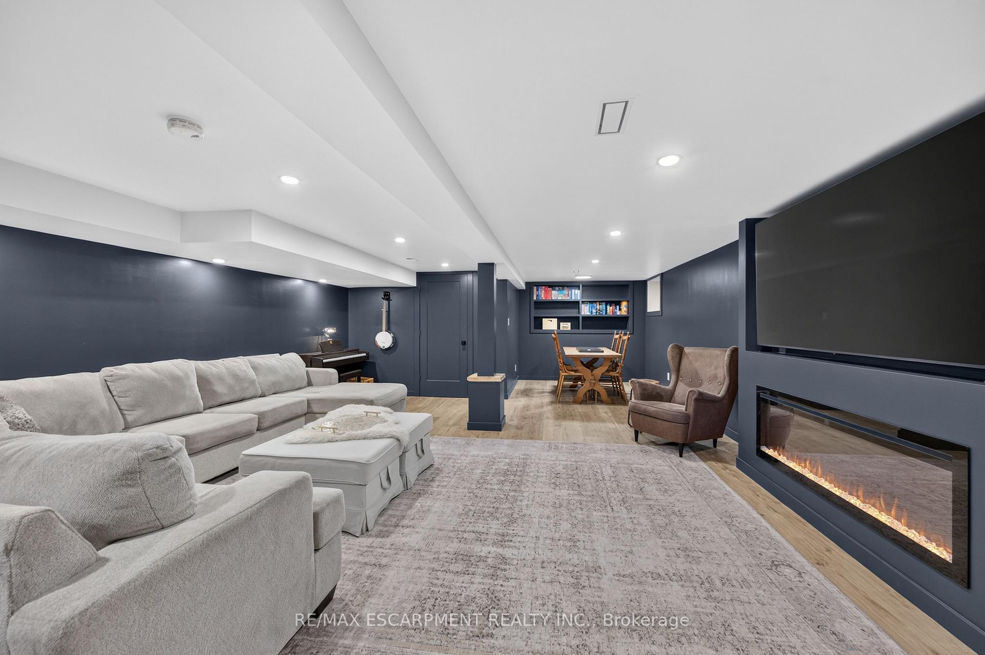 Photo 32 of 1355 Woodburn Road, Hamilton, Rural Glanbrook — HOMEH