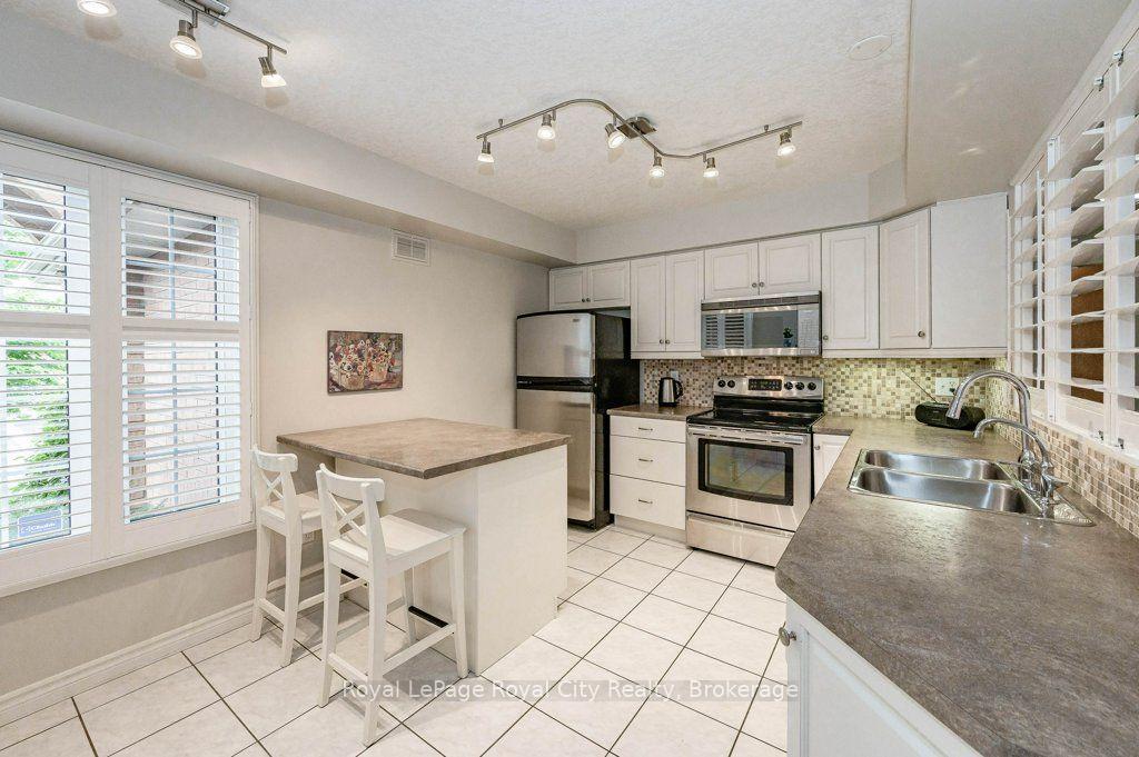 Photo 10 of Unit 16, 784 Gordon Street, Guelph, Kortright East — HOMEH