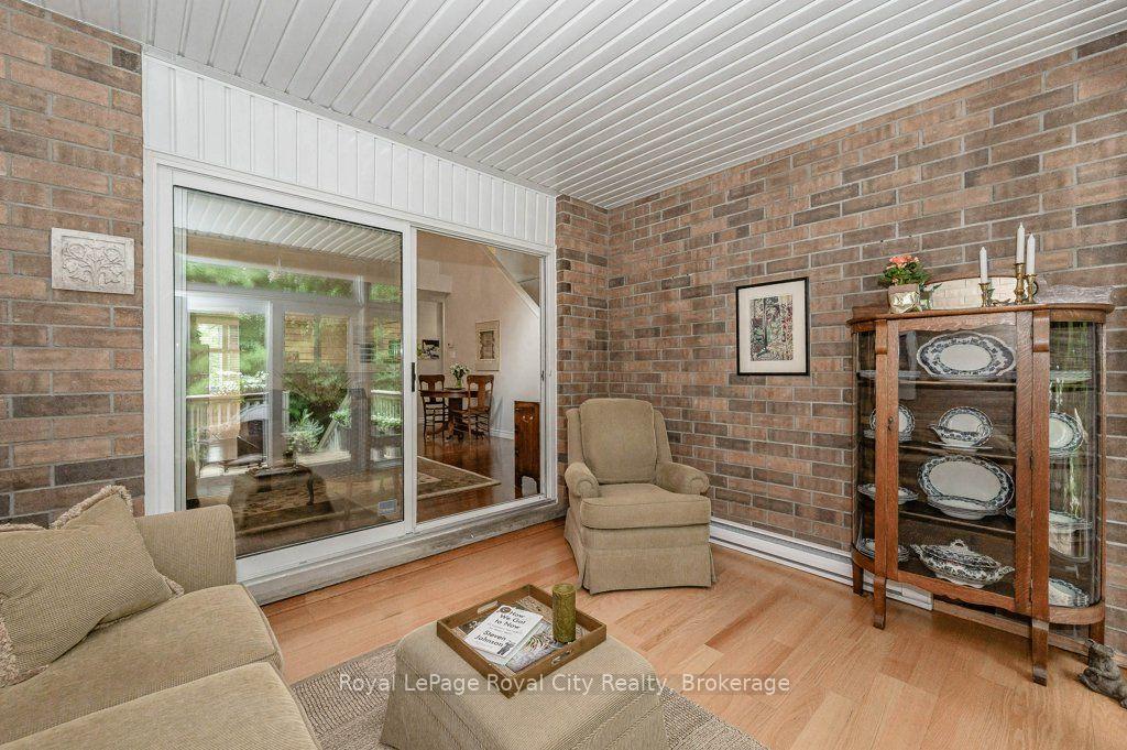 Photo 14 of Unit 16, 784 Gordon Street, Guelph, Kortright East — HOMEH